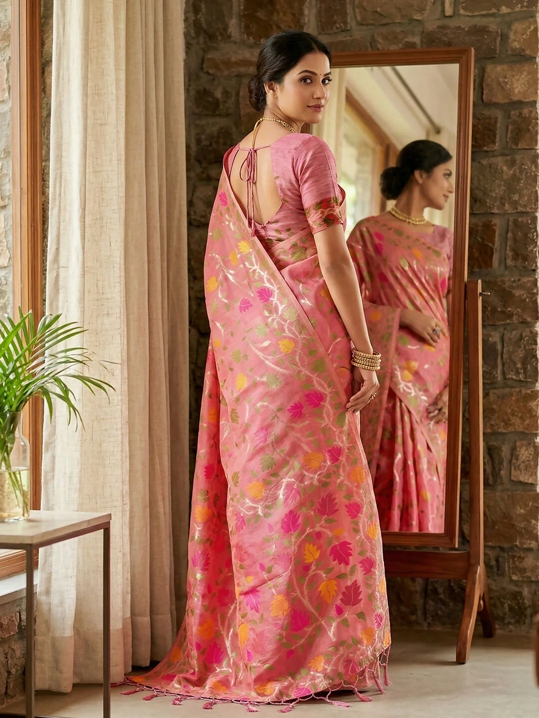 Astita Pink Linen Cotton Saree - Image 3