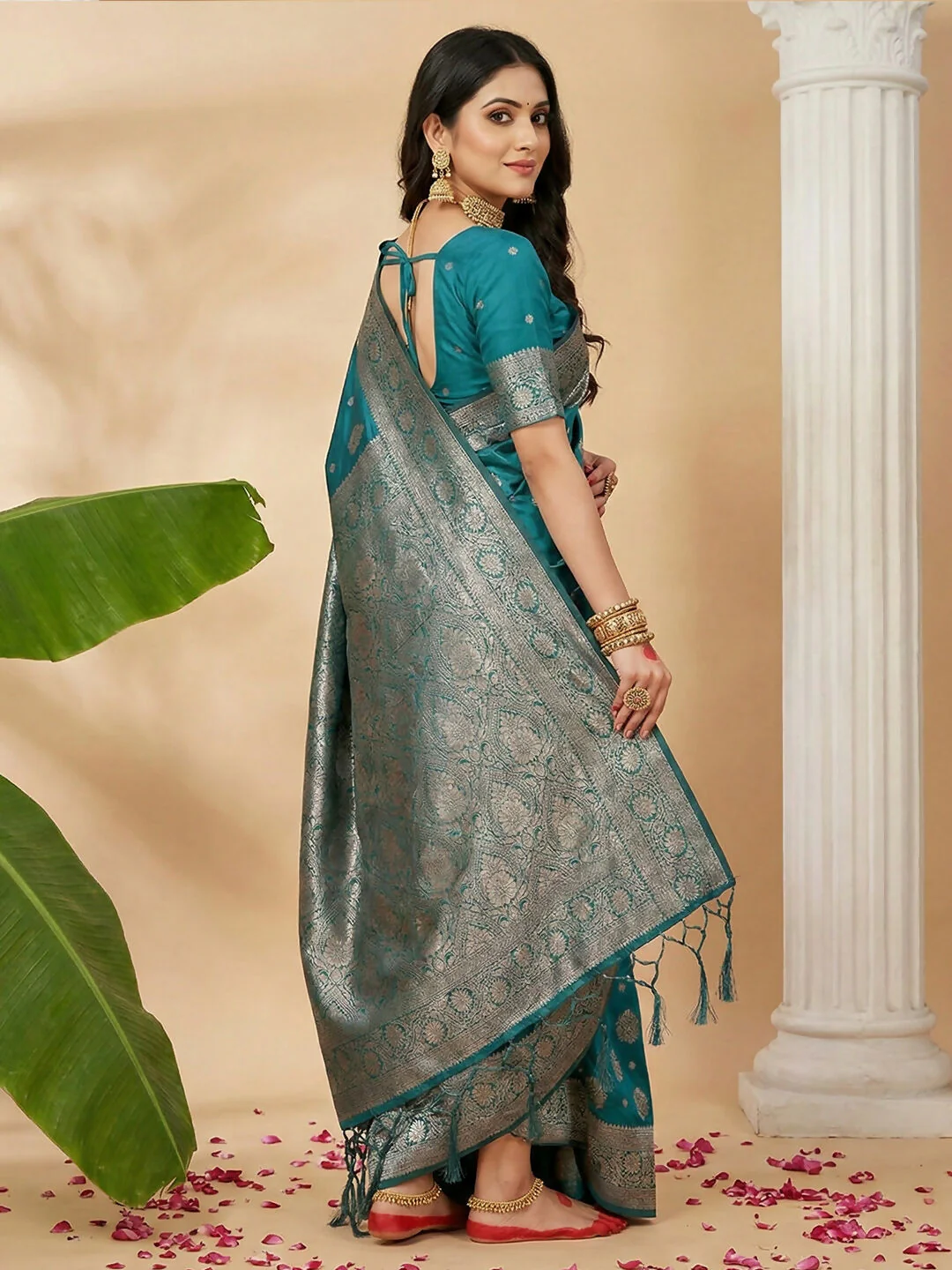 Astita Sea Green Silk Blend Saree - Image 3