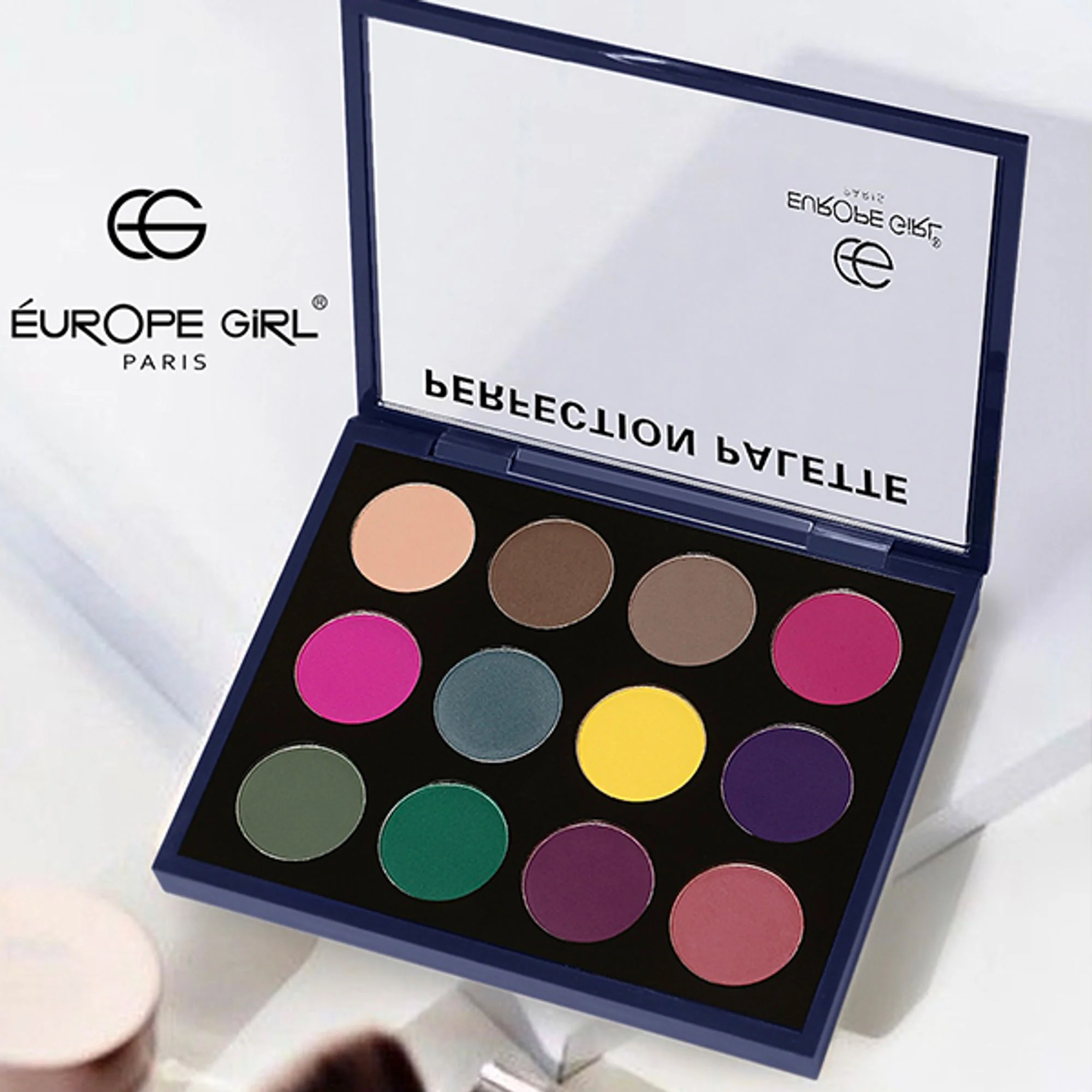 Europe Girl 12 Colour Eyeshadow Perfection Palette - Candy - Image 5