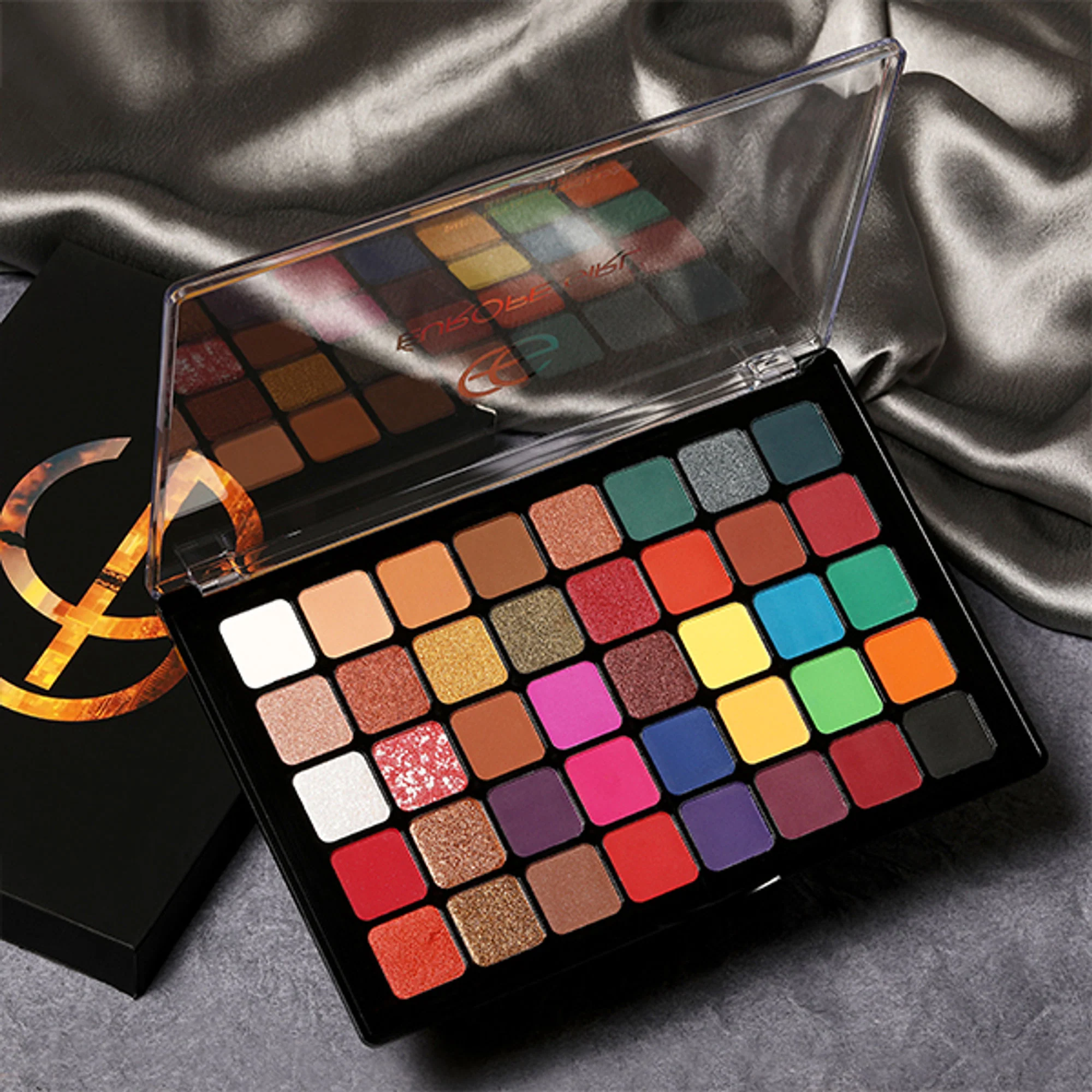 Europe Girl 40 Colour Eyeshadow Palette - Cool Tone - Image 5