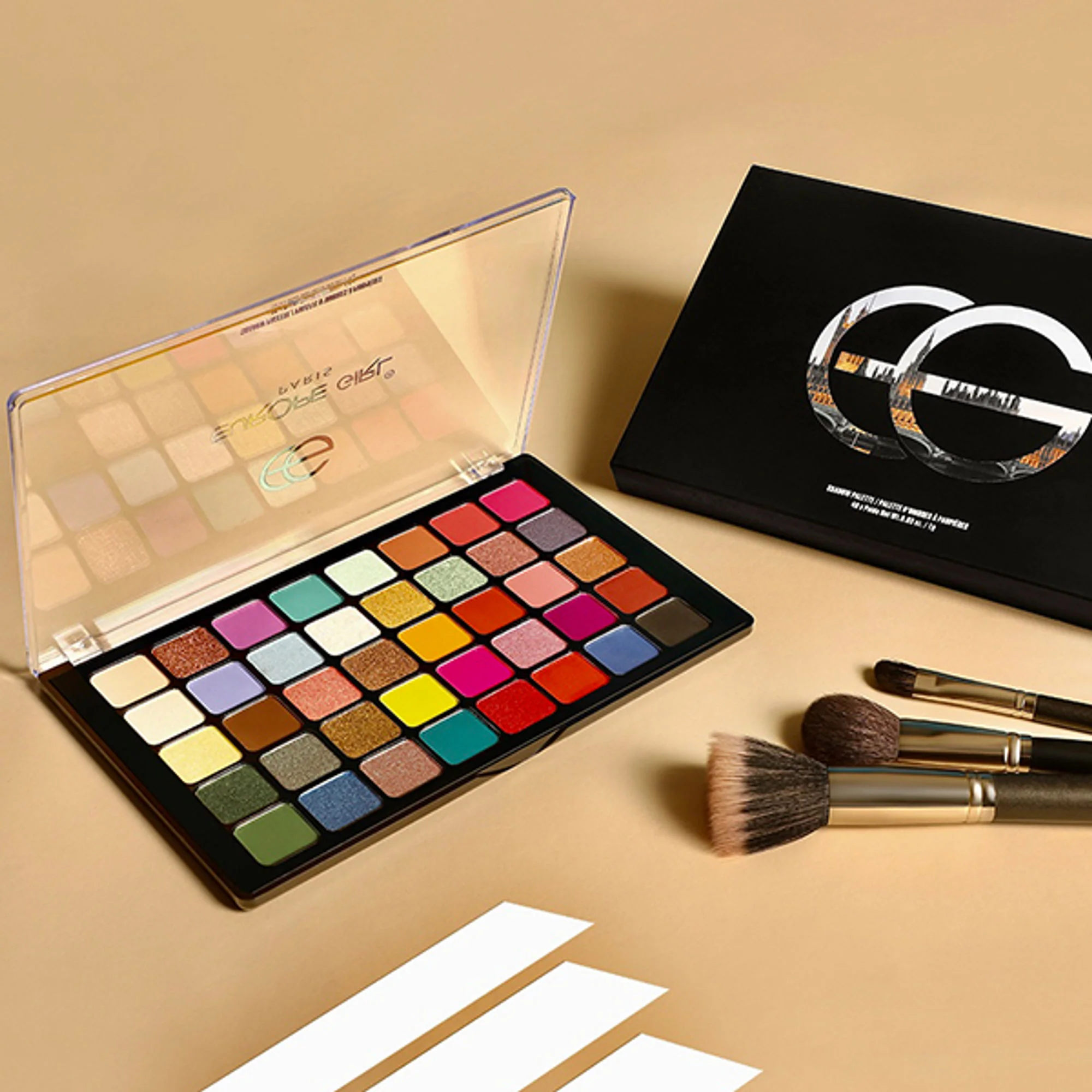 Europe Girl 40 Colour Eyeshadow Palette - Vibrant Tone - Image 4