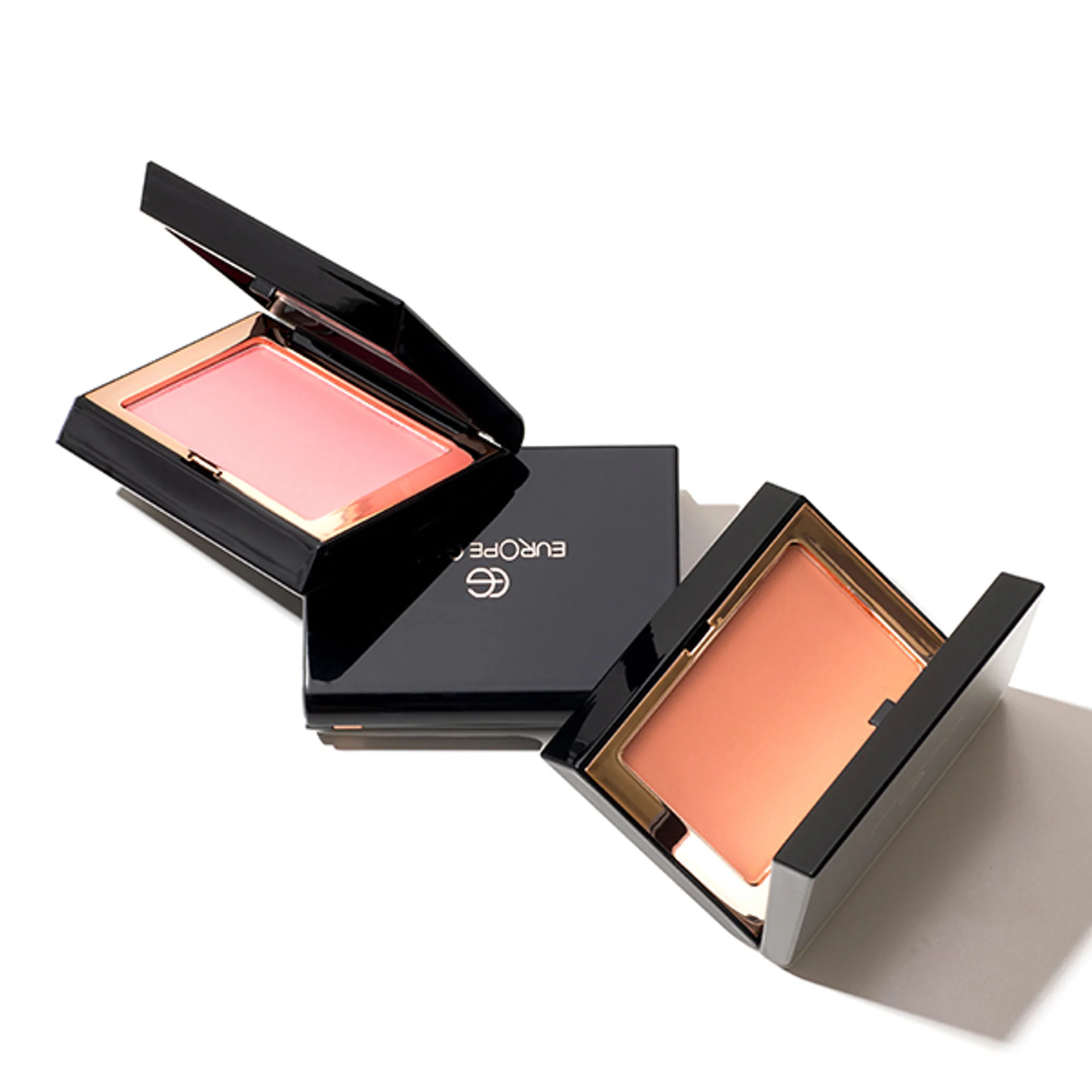 Europe Girl Blusher - 03 Mocha - Image 4
