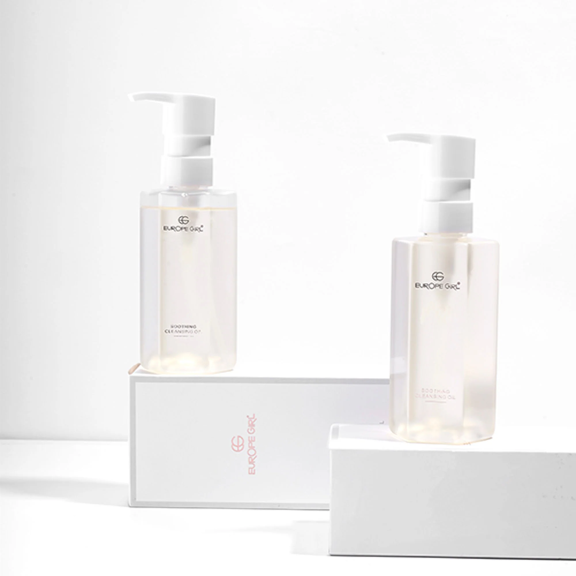 Europe Girl Cleansing Oil - Image 4
