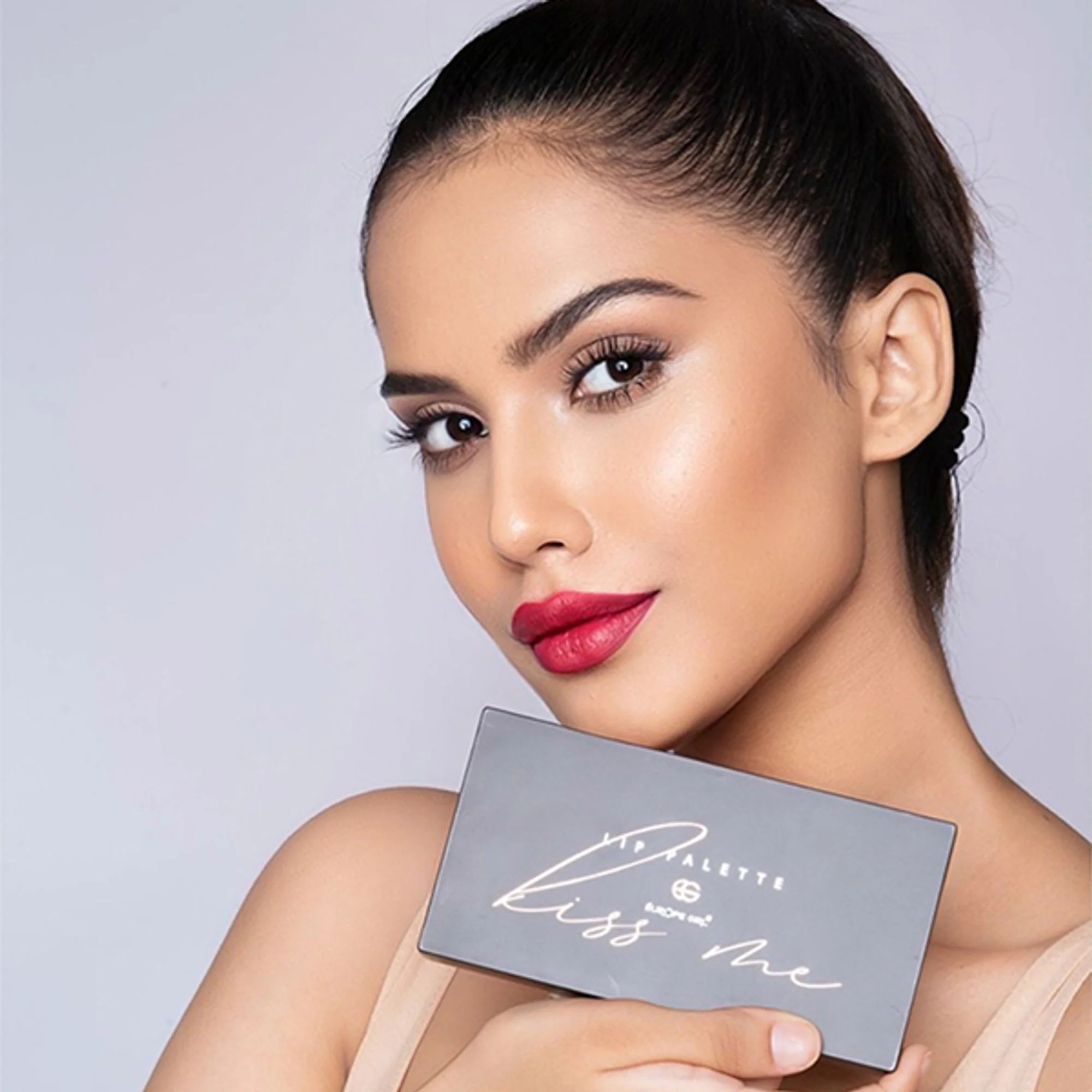 Europe Girl Kiss Me Lip Palette - Image 12