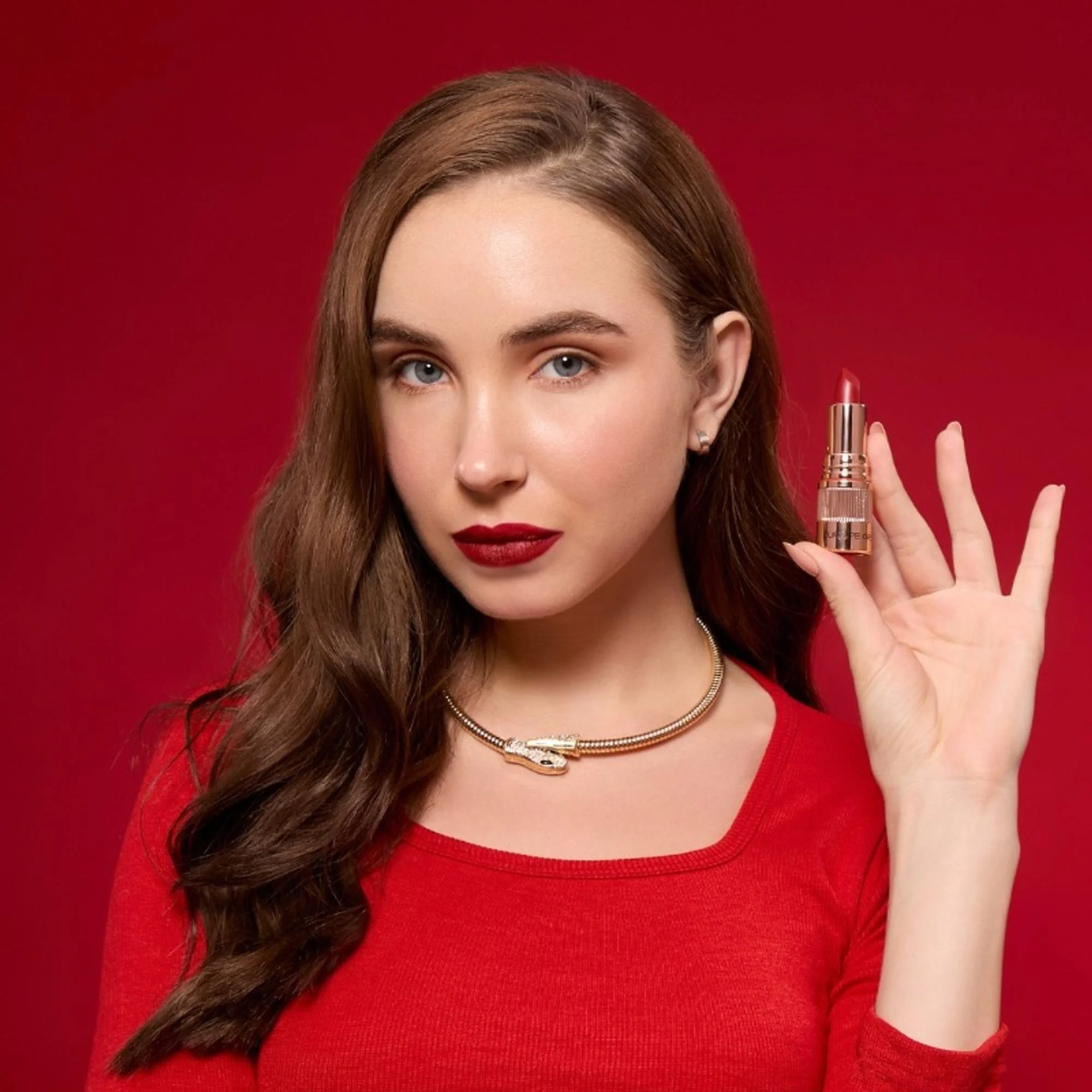 Europe Girl Silky Matte Lipstick - EG-01 Red Velvet - Image 3