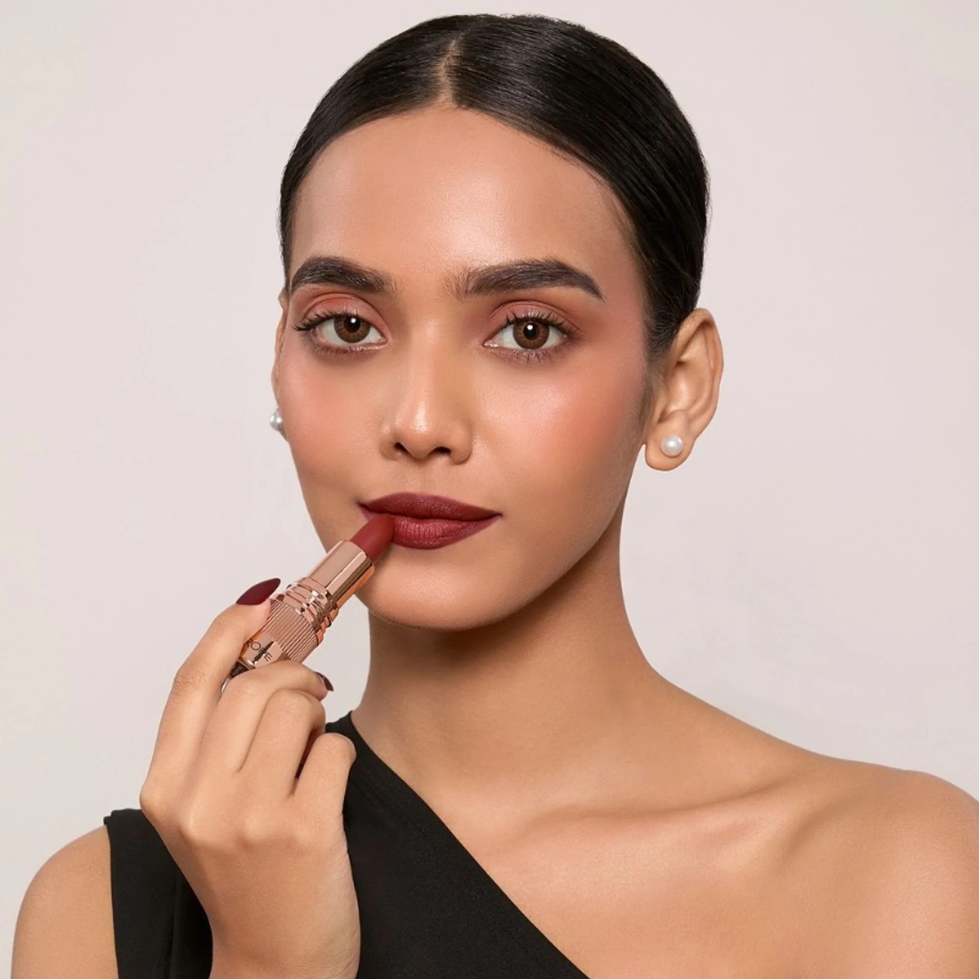 Europe Girl Silky Matte Lipstick - EG-13 Cinnamon - Image 3