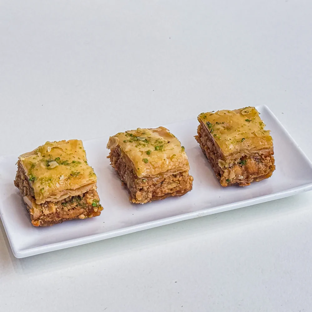 Gwalia Sweets Cashew Square Baklawa - Image 4