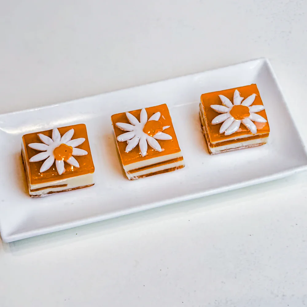 Gwalia Sweets Mango Delight - Image 2