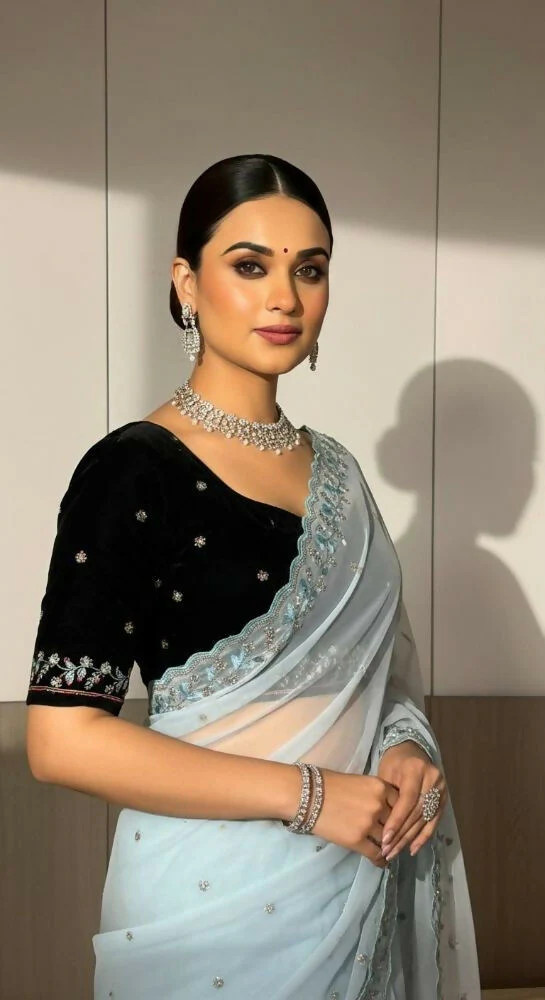 Joban Fashion Ice Blue Faux Georgette Party Wear Sarees - Image 2