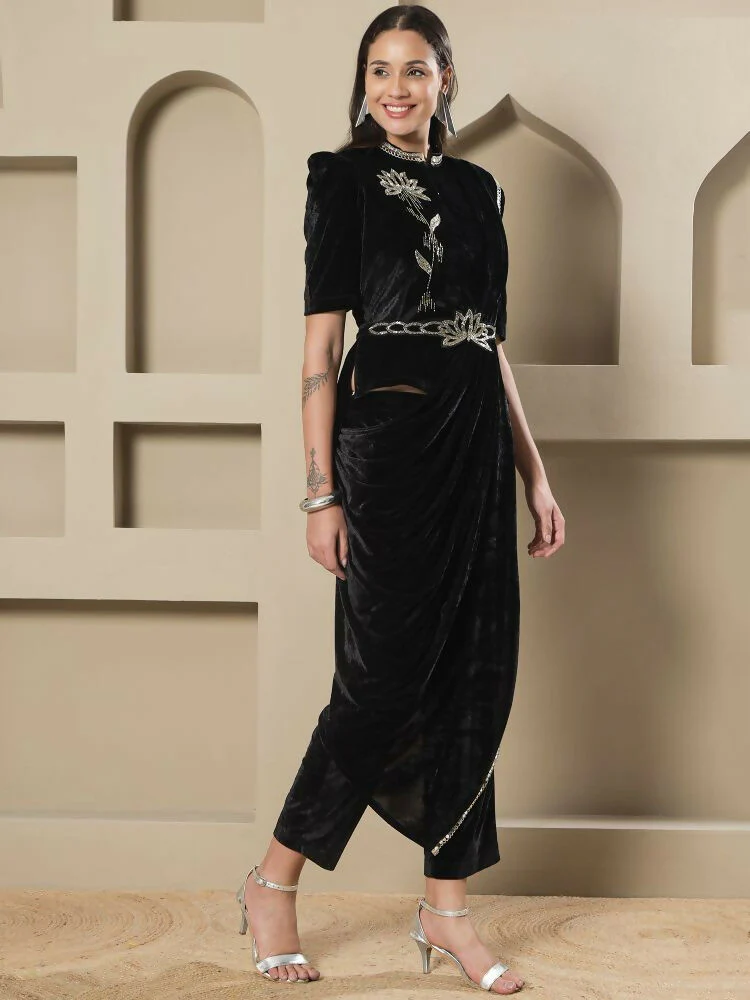 Joban Fashion Women Black Velvet Hand Embellishment Stitched Kurta Set - Image 3