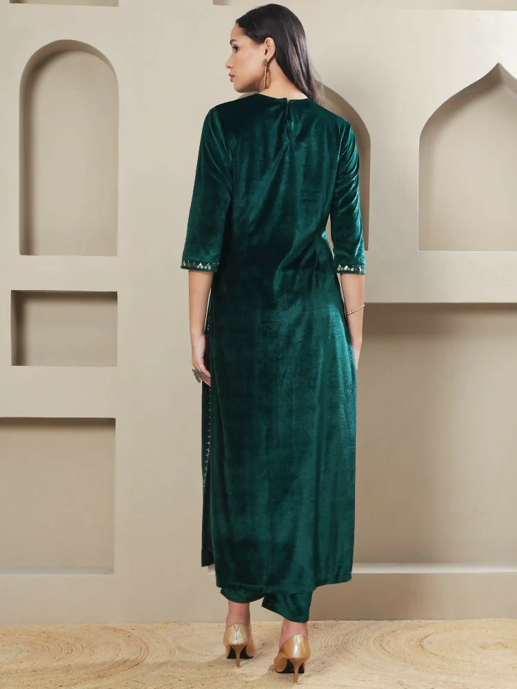 Joban Fashion Women Green Velvet Hand Embellishment Stitched Kurta Set - Image 4