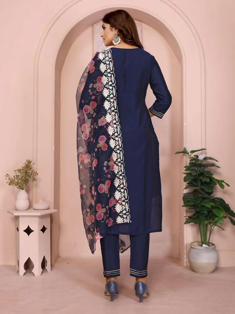 Joban Fashion Women Navy Blue Roman Embroidery Stitched Kurta Set - Image 4
