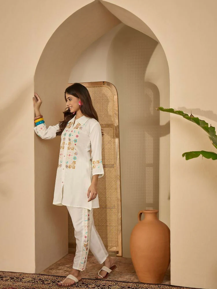 Joban Fashion Women Off-White Roman Silk Embroidered Stitched Kurta Set - Image 6