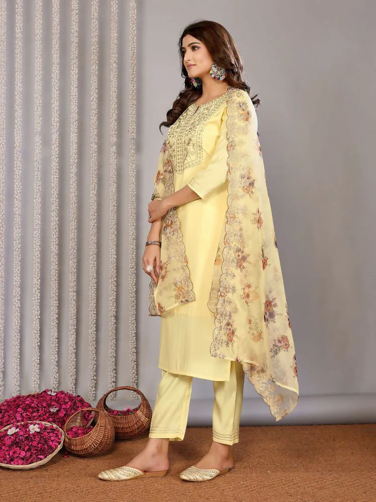 Joban Fashion Women Pale Yellow Roman Embroidery Stitched Kurta Set - Image 3