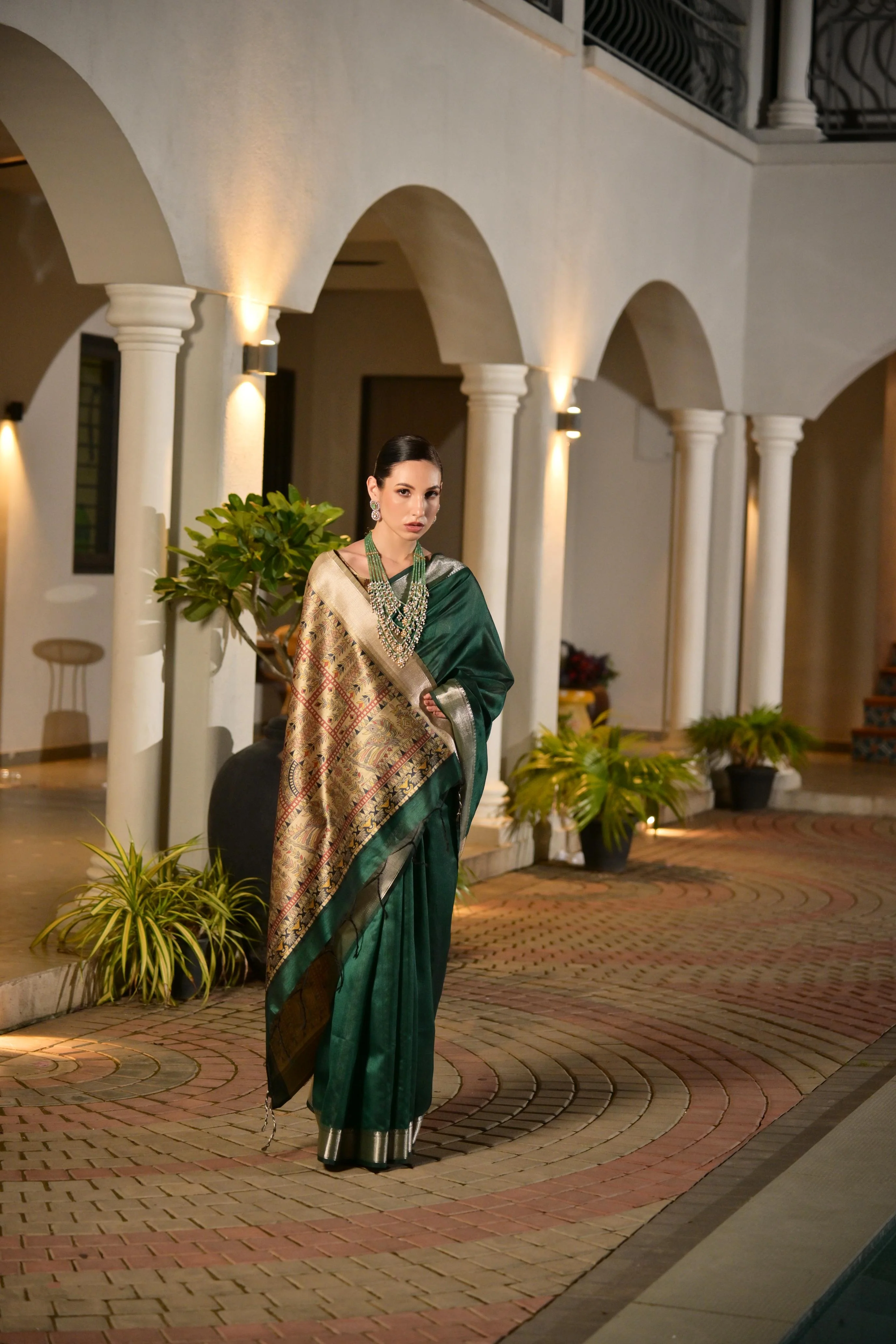 Jyoti Fashion Women's Bottle Green Soft Khadi Raw Silk Zari Woven Saree with Blouse - Image 3