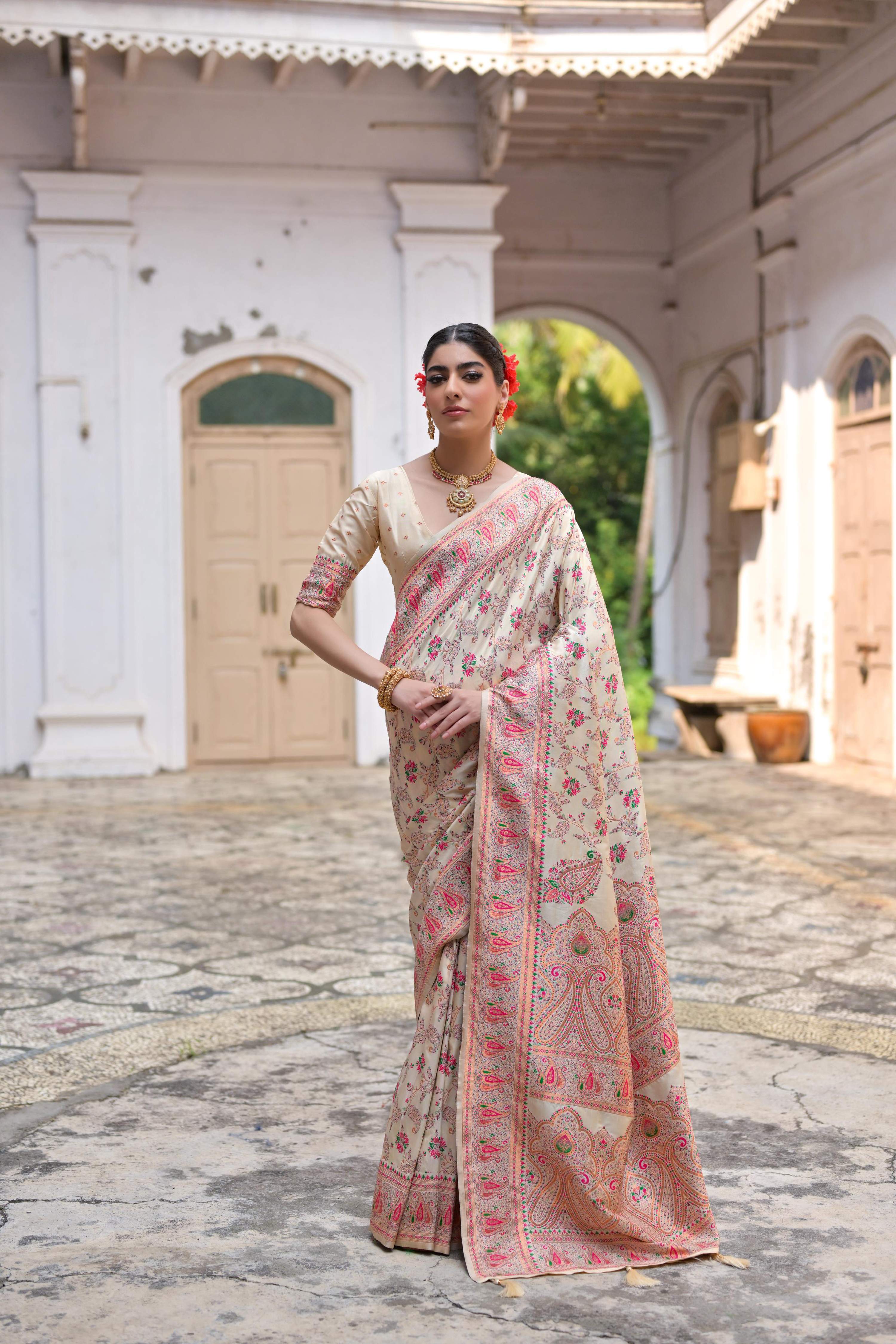 Jyoti Fashion Women's Cream Soft Pashmina Silk Meena Zari Woven Saree with Blouse - Image 4