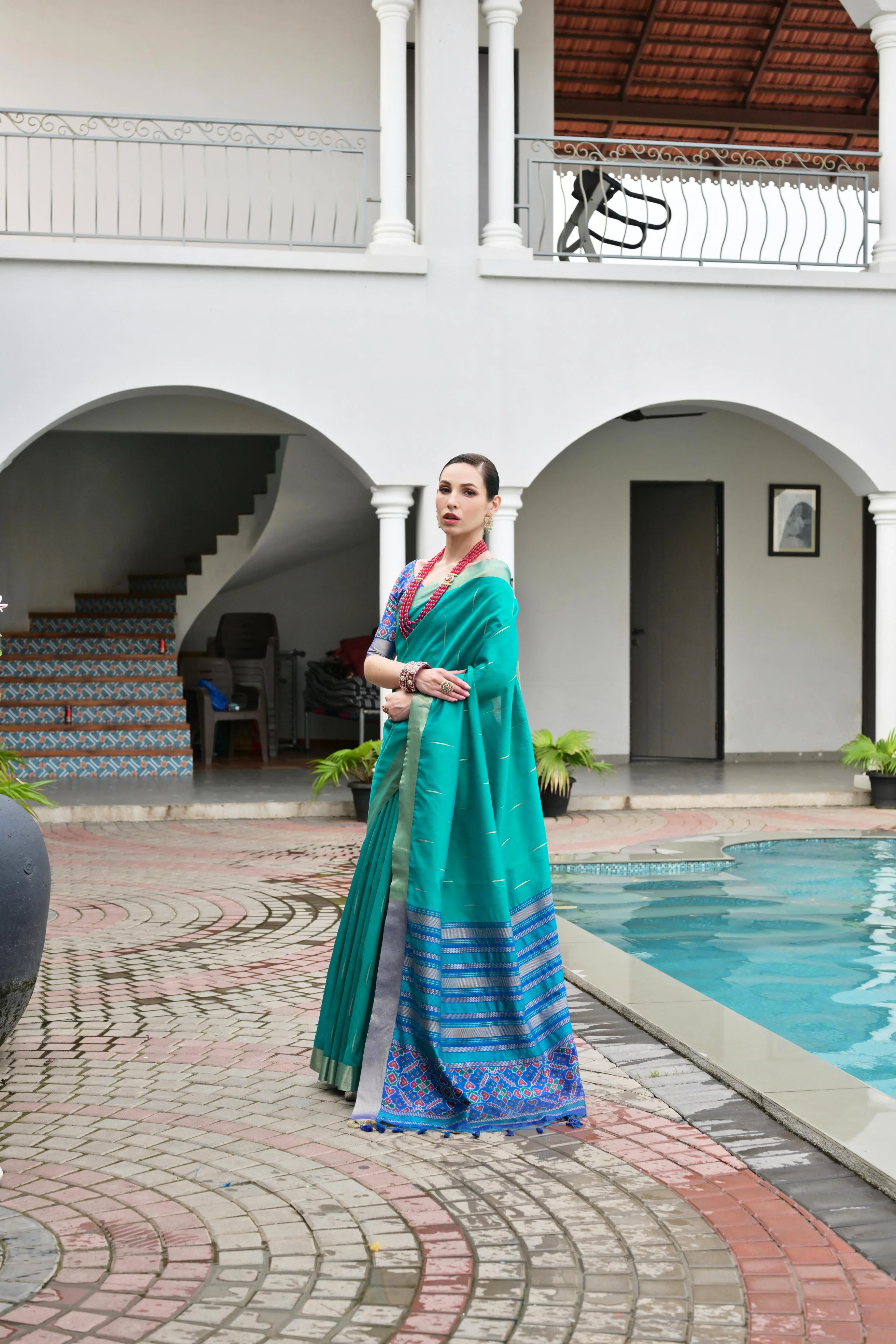 Jyoti Fashion Women's Firozi Khadi Raw Silk Meena Weaving Patola Saree with Blouse - Image 2