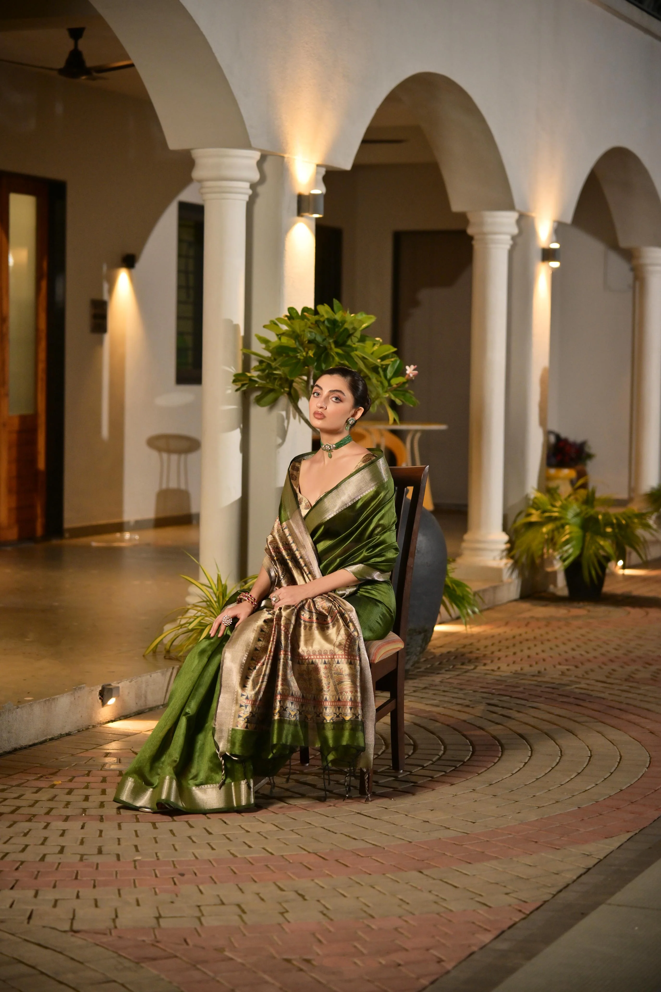 Jyoti Fashion Women's Green Soft Khadi Raw Silk Zari Woven Saree with Blouse - Image 4