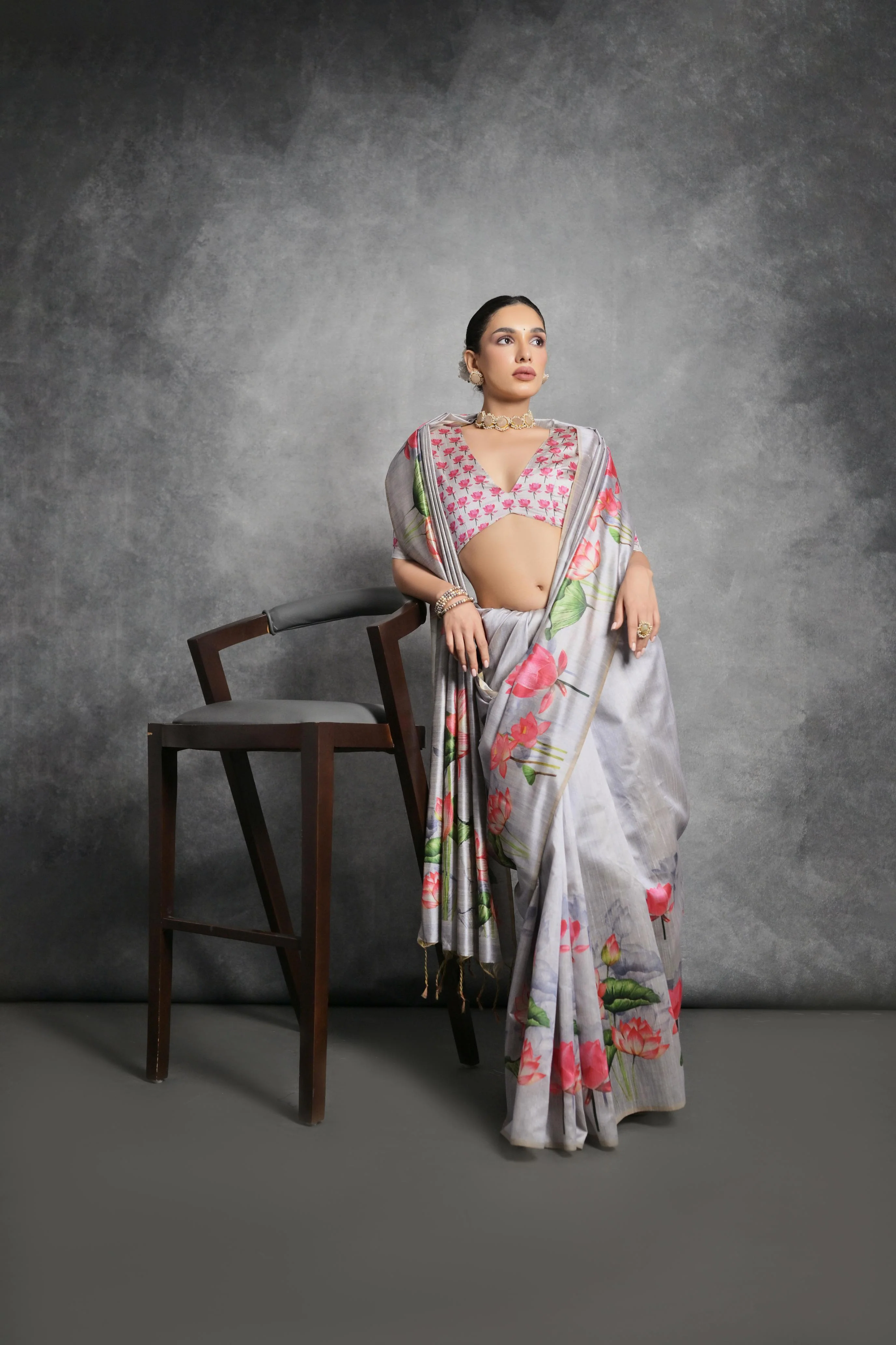 Jyoti Fashion Women's Grey Soft Tussar Silk Floral Printed Saree with Blouse - Image 2