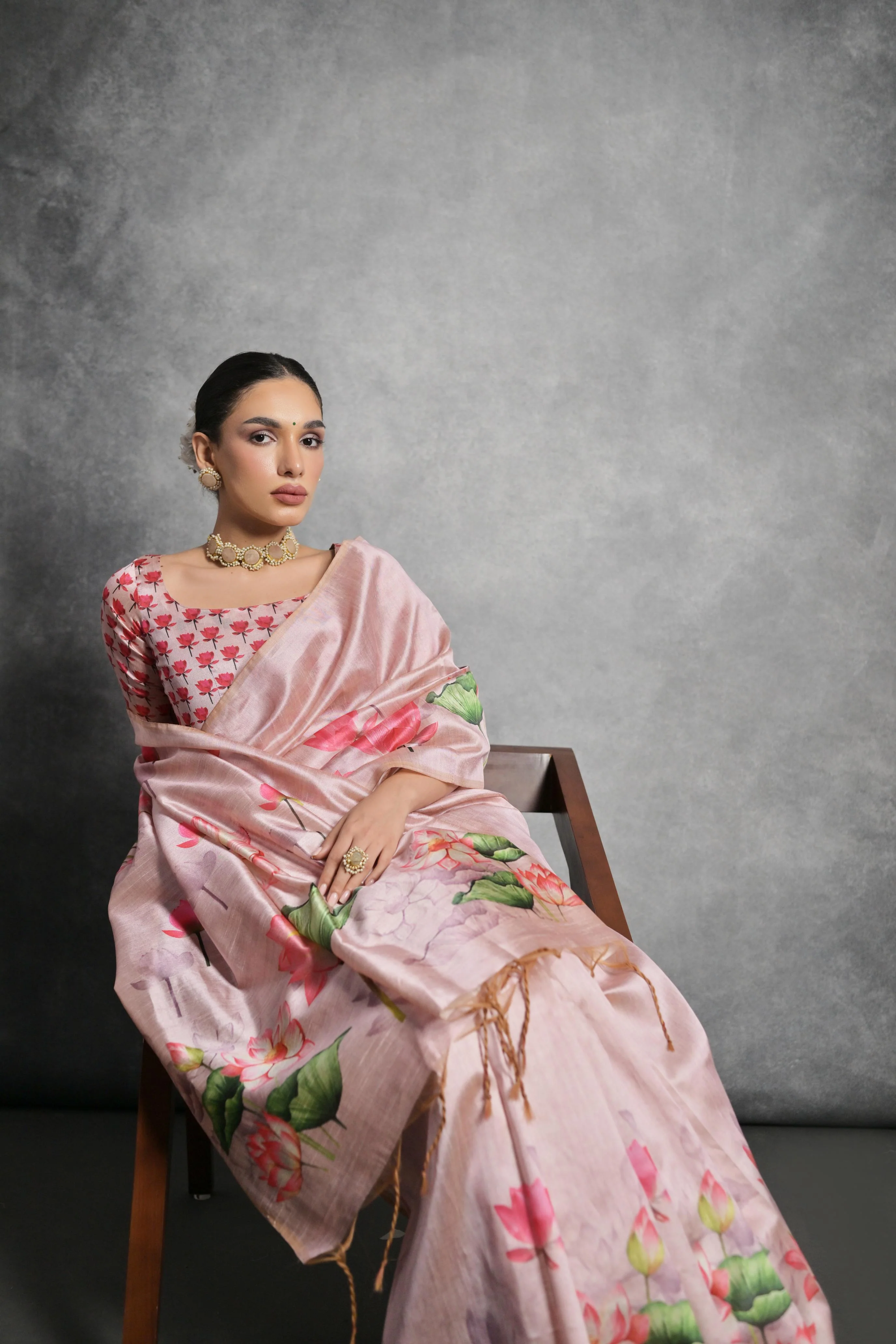Jyoti Fashion Women's Peach Soft Tussar Silk Floral Printed Saree with Blouse - Image 3
