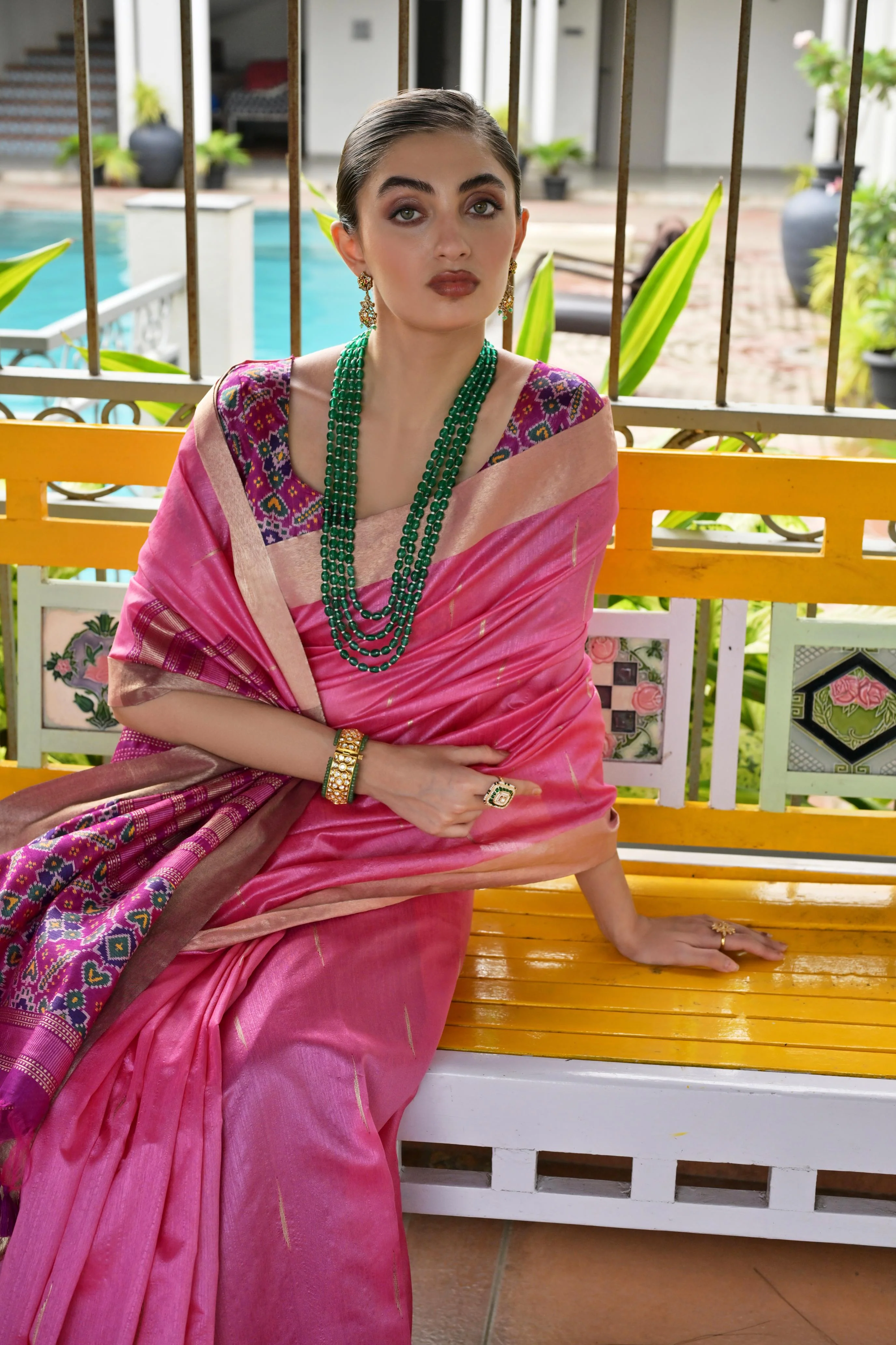 Jyoti Fashion Women's Pink Khadi Raw Silk Meena Weaving Patola Saree with Blouse - Image 4