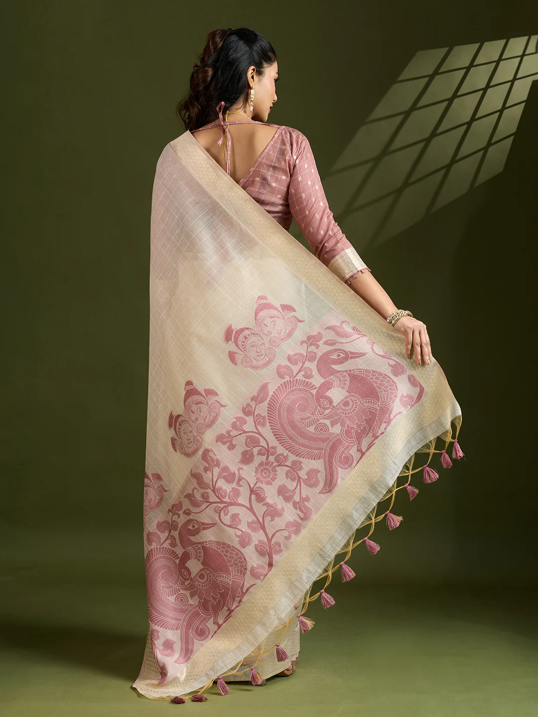 Jyoti Fashion Women's Pink Soft Muga Cotton Kalamkari Woven Saree with Blouse - Image 5