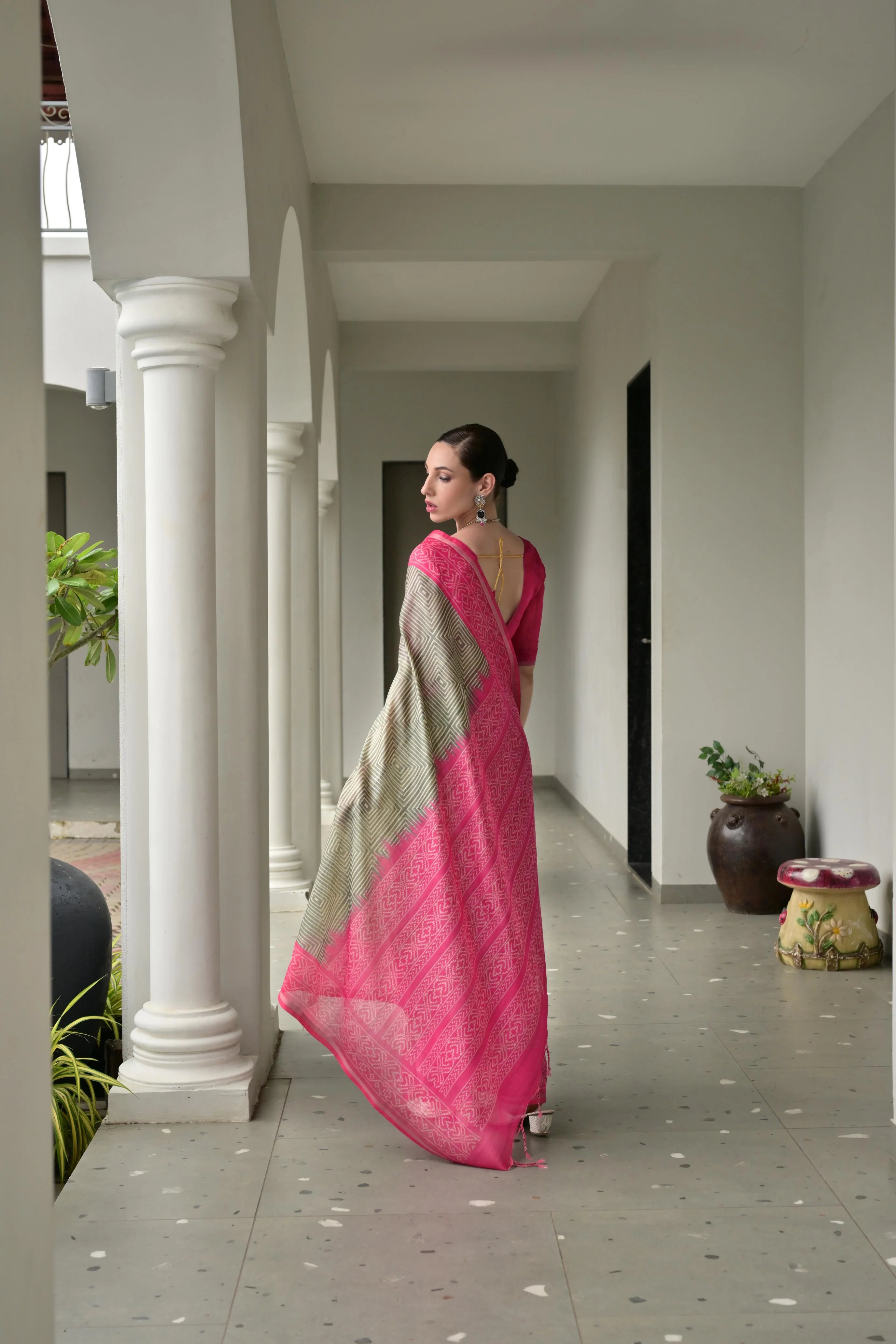 Jyoti Fashion Women's Pista Green Soft Tussar Silk Ikkat Printed Saree with Blouse - Image 4