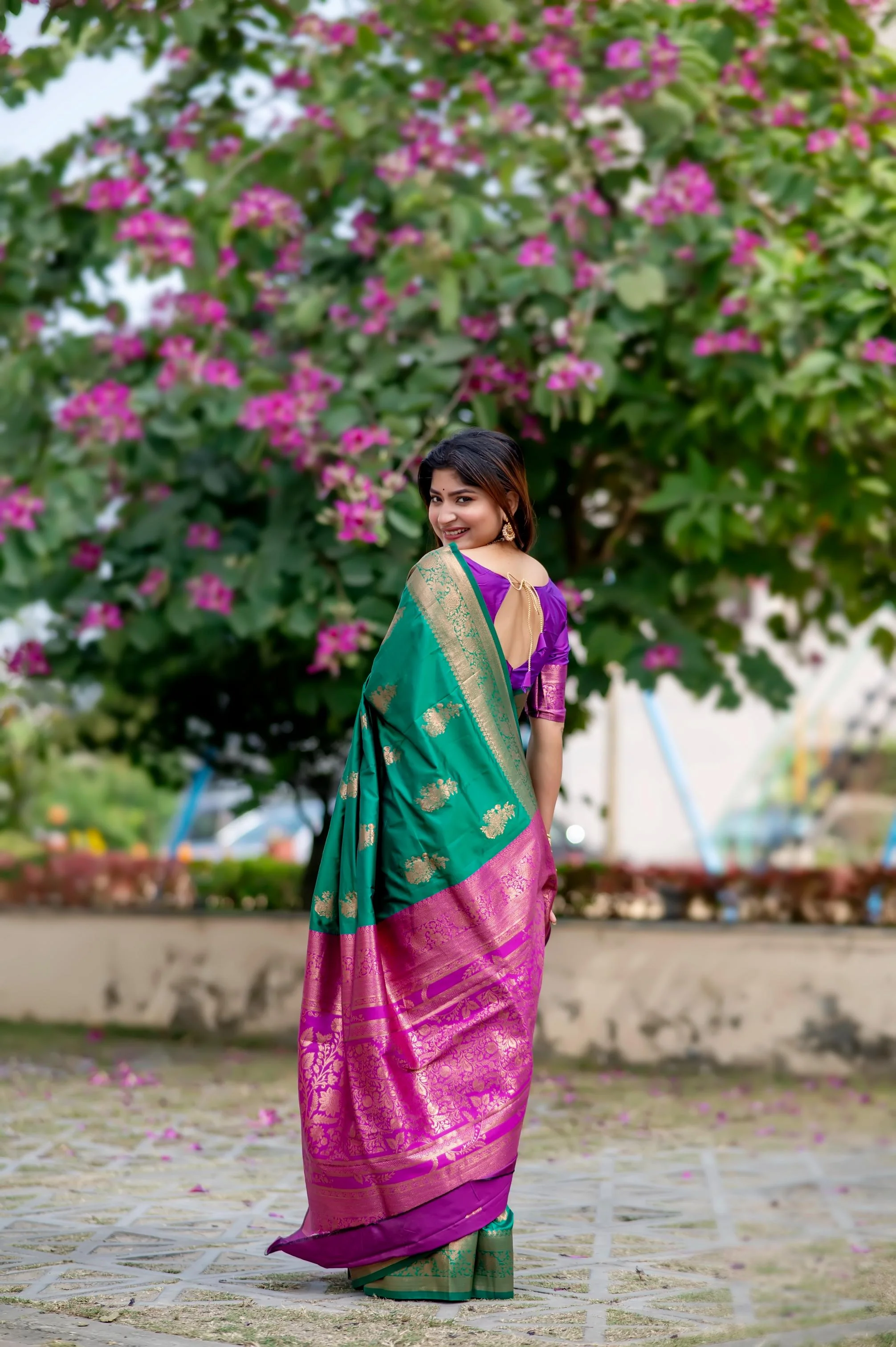 Jyoti Fashion Women's Rama Soft Banarasi Silk Zari Woven Saree with Blouse - Image 4