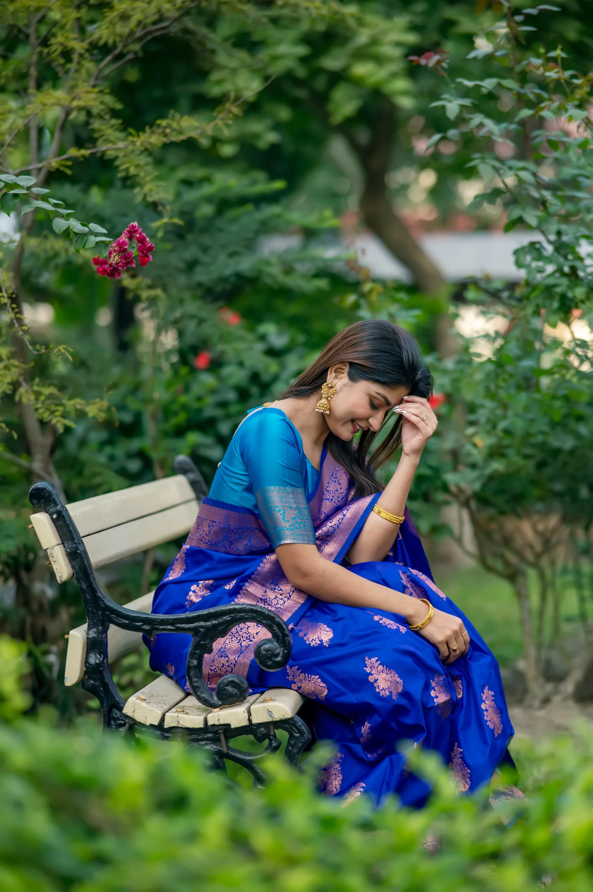 Jyoti Fashion Women's Royal Blue Soft Banarasi Silk Zari Woven Saree with Blouse - Image 3