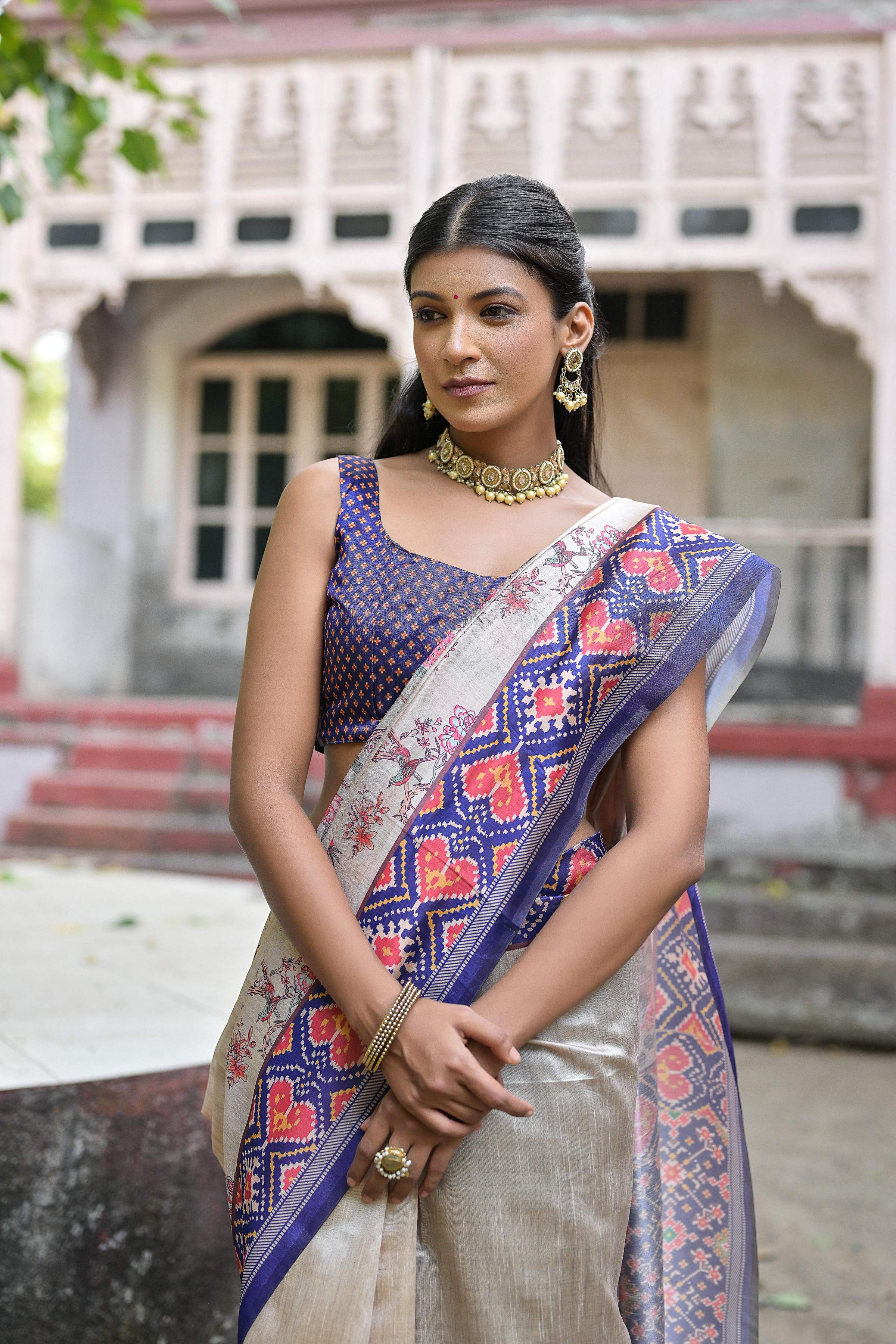 Jyoti Fashion Women's Royal Blue Soft Tussar Silk Floral Printed Saree with Blouse - Image 2