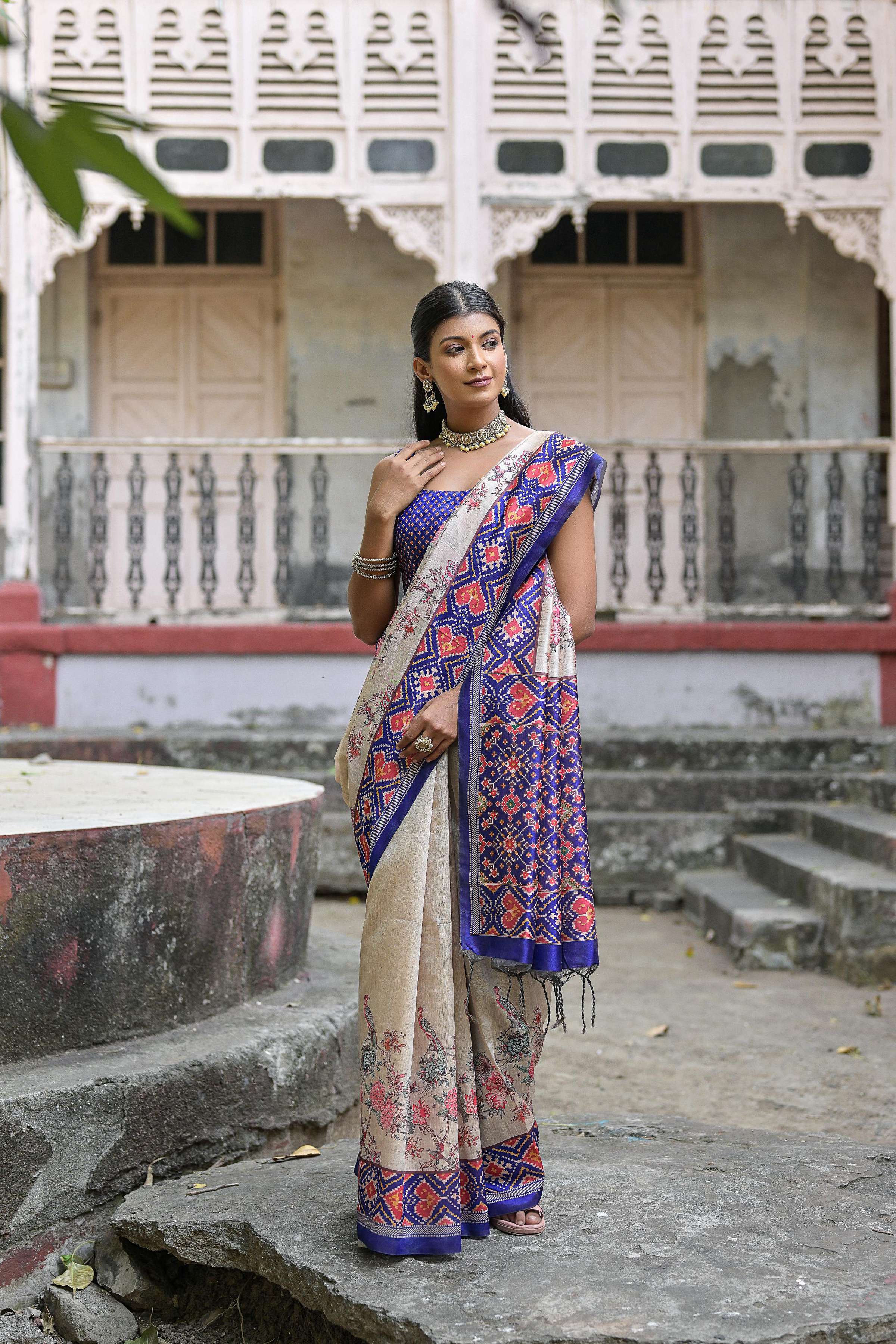 Jyoti Fashion Women's Royal Blue Soft Tussar Silk Floral Printed Saree with Blouse - Image 3