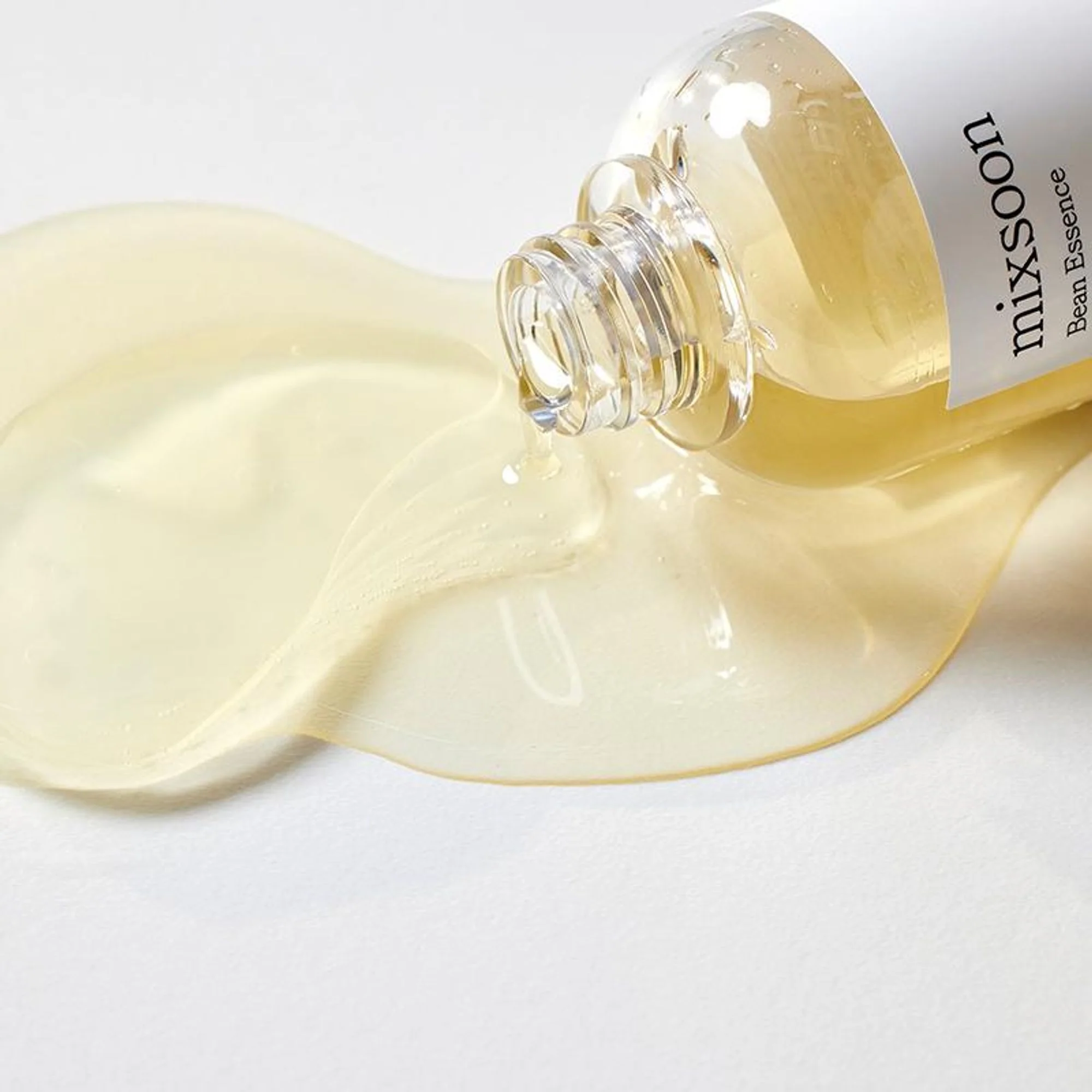 Mixsoon Bean Hydrogel Eye Patch, Hydrates, Brightens & Refreshes Under-Eye Skin - Image 3