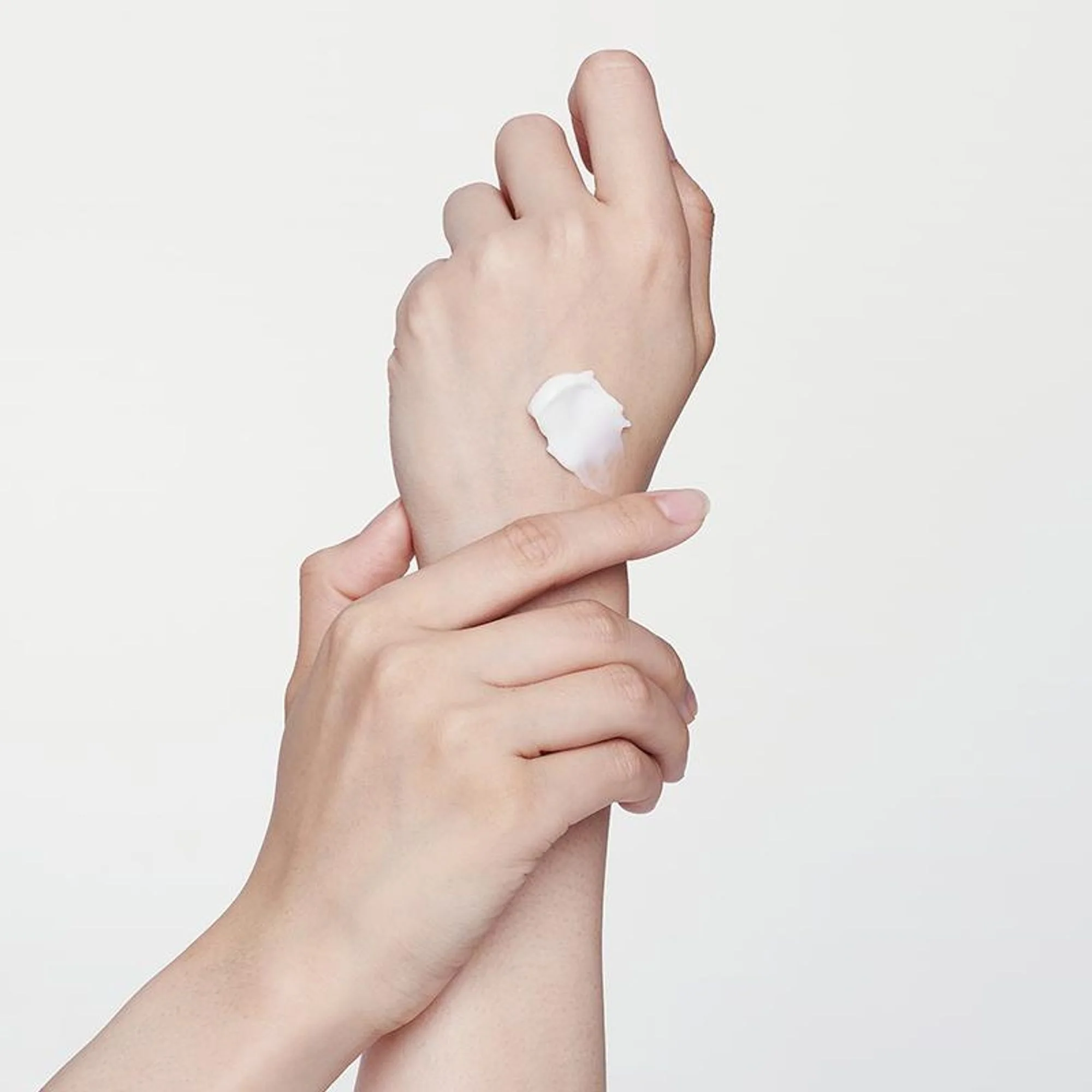 Mixsoon Bifida Cream, Strengthens Skin Barrier, Deeply Nourishes & Locks in Moisture - Image 2