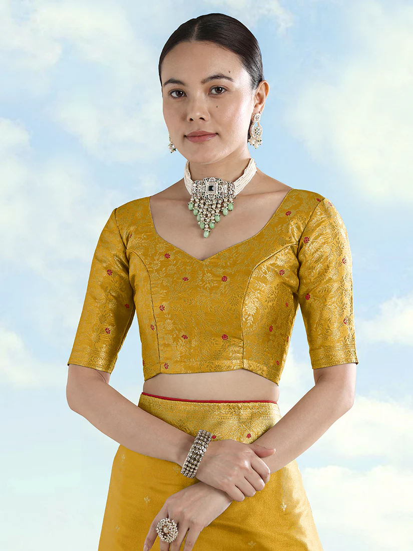 Monjolika Fashion Mustard Color Paisley Zari Woven Banarasi Tissue Silk Saree - Image 5