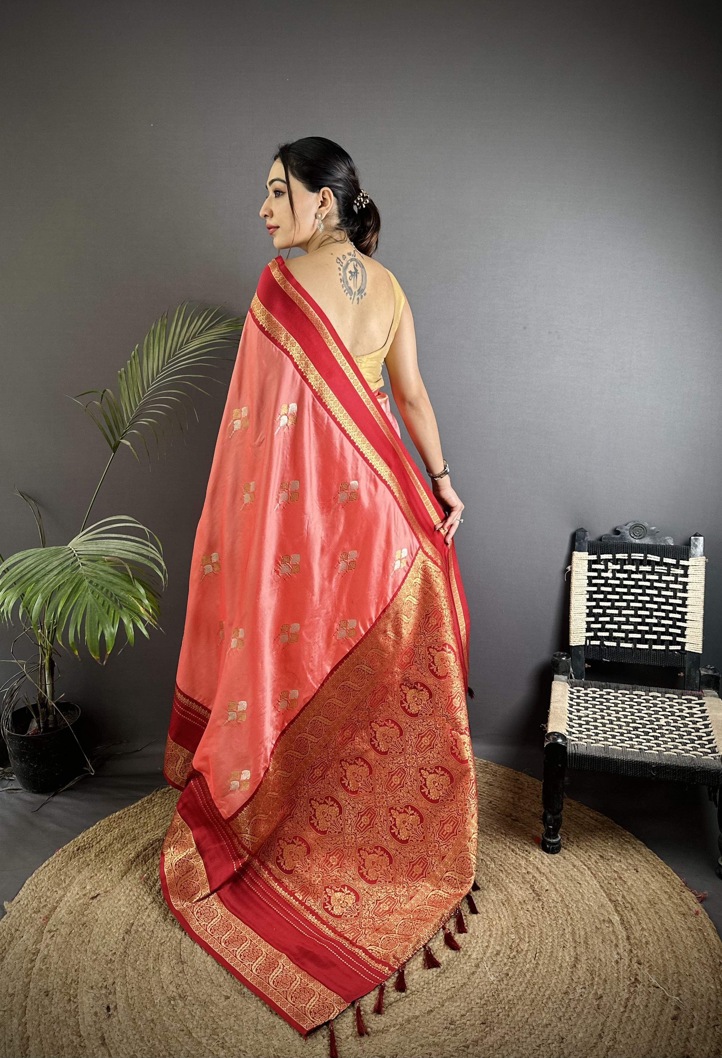Sonakshi Women'S Gajri Premium Soft Silk Zari Woven Traditional Saree With Blouse - Image 3