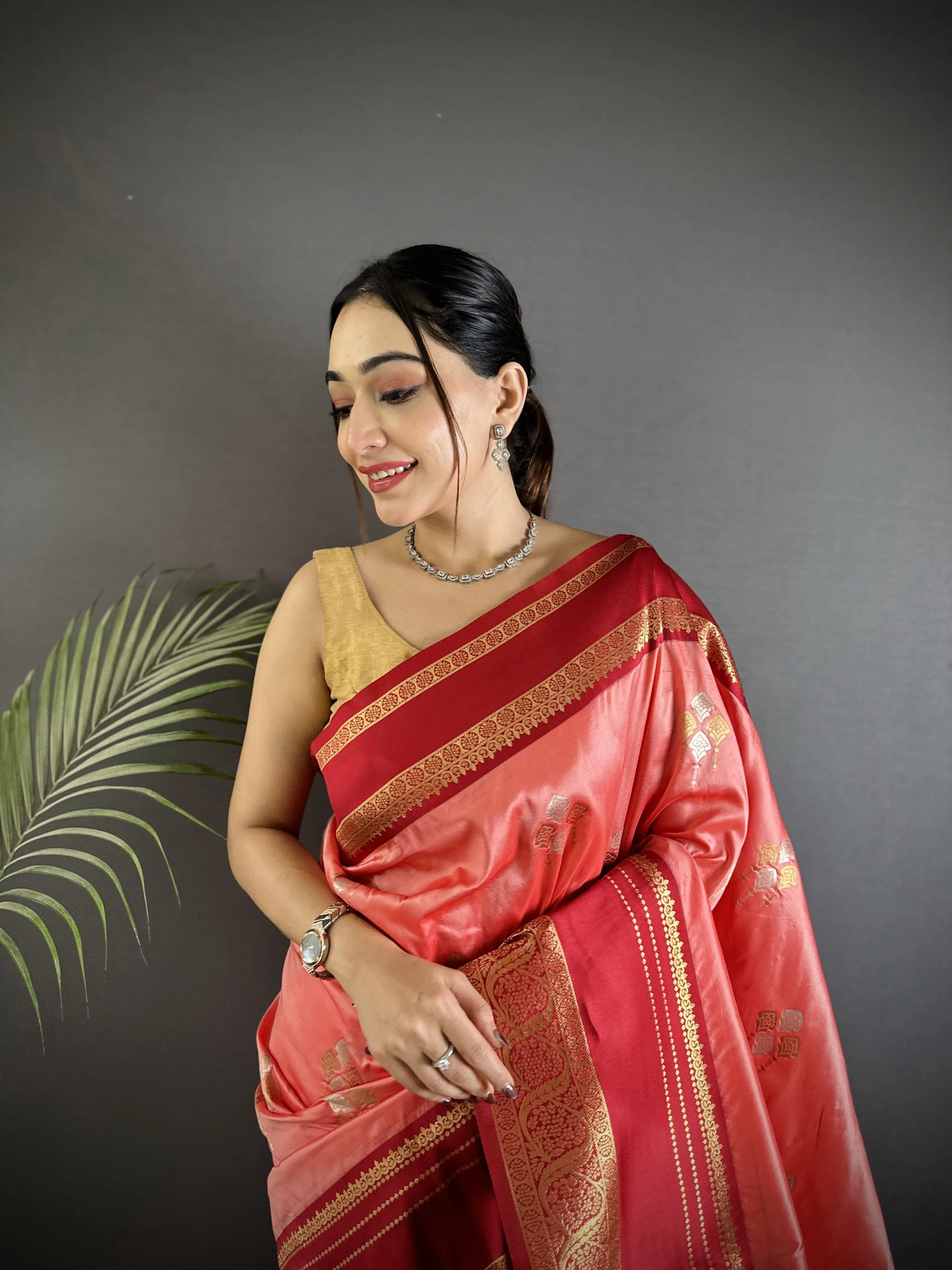 Sonakshi Women'S Gajri Premium Soft Silk Zari Woven Traditional Saree With Blouse - Image 4