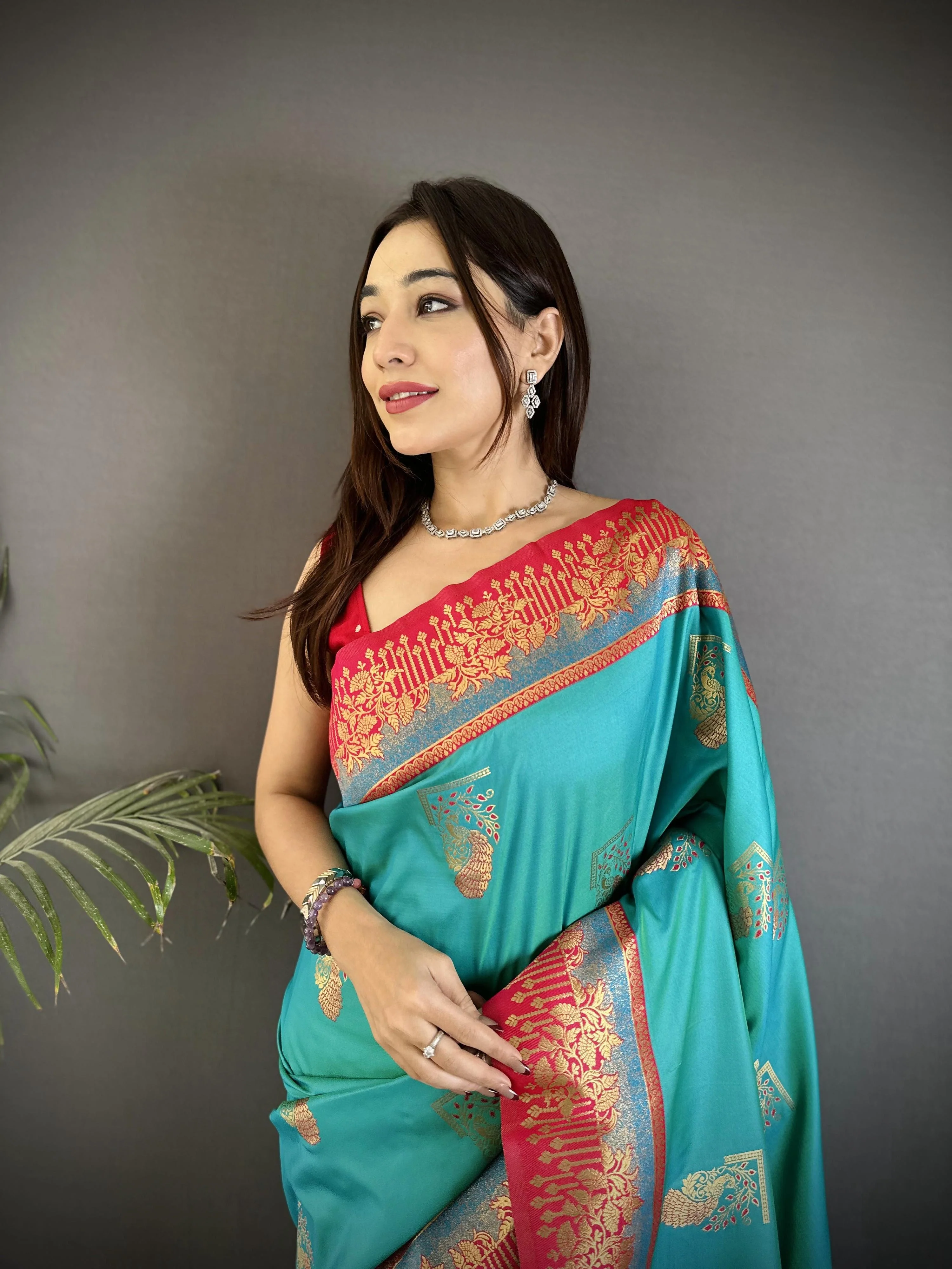 Sonakshi Women'S Teal Pure Soft Banarasi Silk With Contrast Weaving Border And Pallu Traditional Saree With Blouse - Image 3