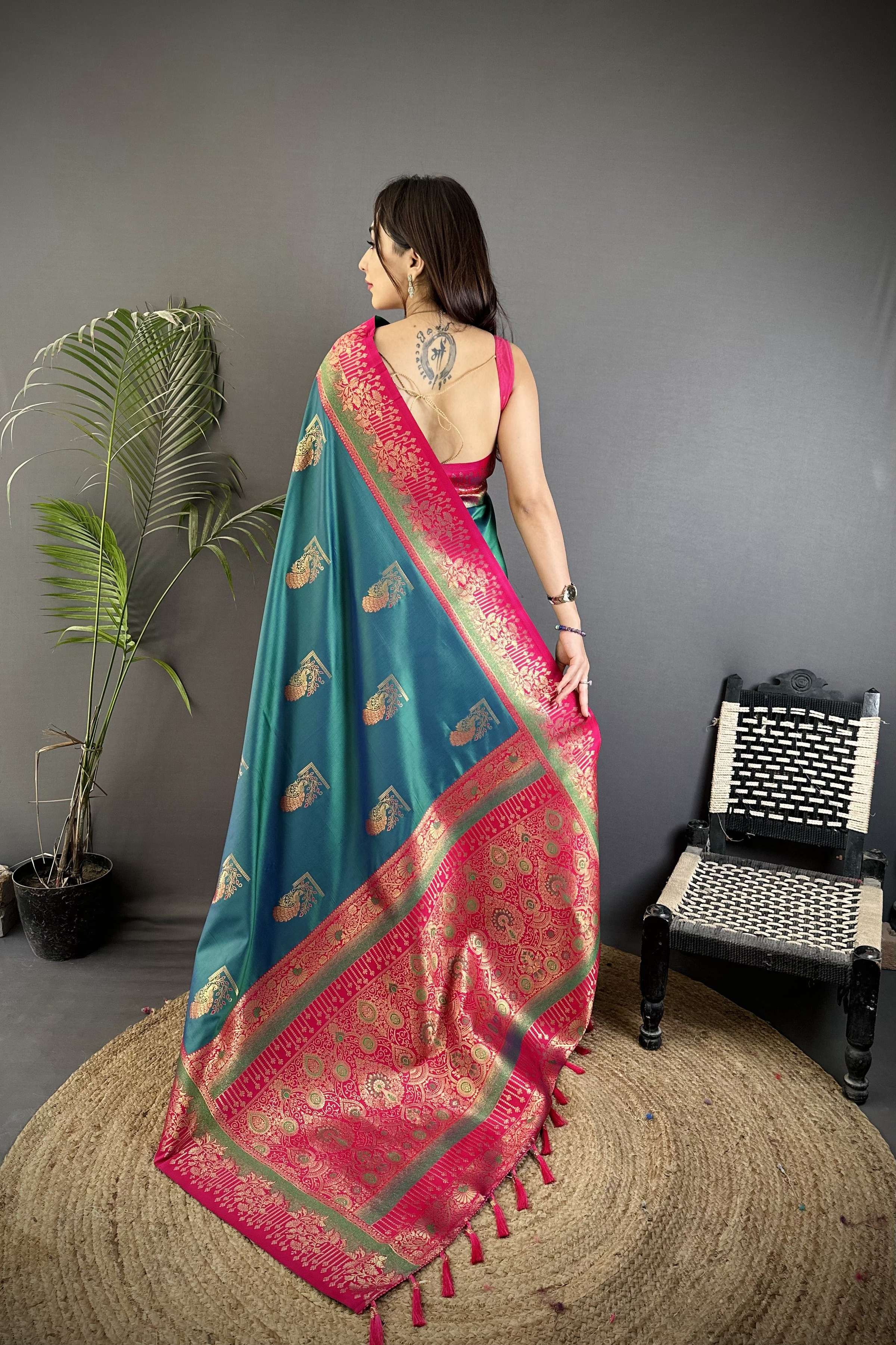 Sonakshi Women'S Teal Pure Soft Banarasi Silk With Contrast Weaving Border And Pallu Traditional Saree With Blouse - Image 4