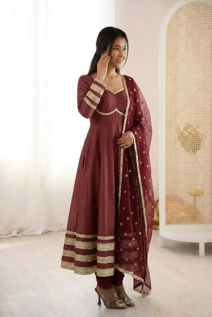 Teeya Creation Maroon Cosmos Gold Lace Work Party Wear Gown - Image 4