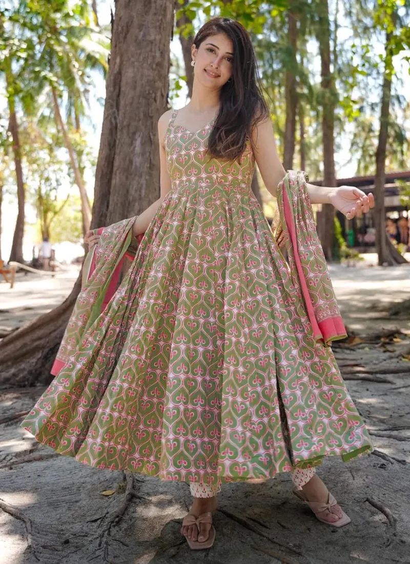 Vegaa Fashion Multi Color Muslin Digital Print Designer Salwar Suit