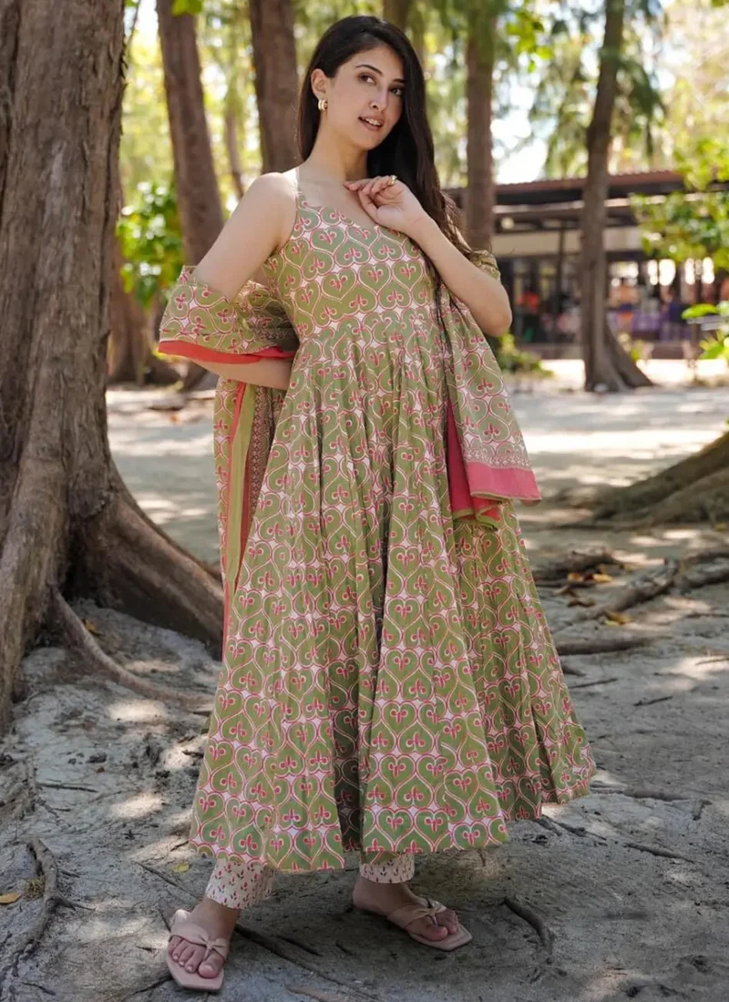 Vegaa Fashion Multi Color Muslin Digital Print Designer Salwar Suit - Image 3