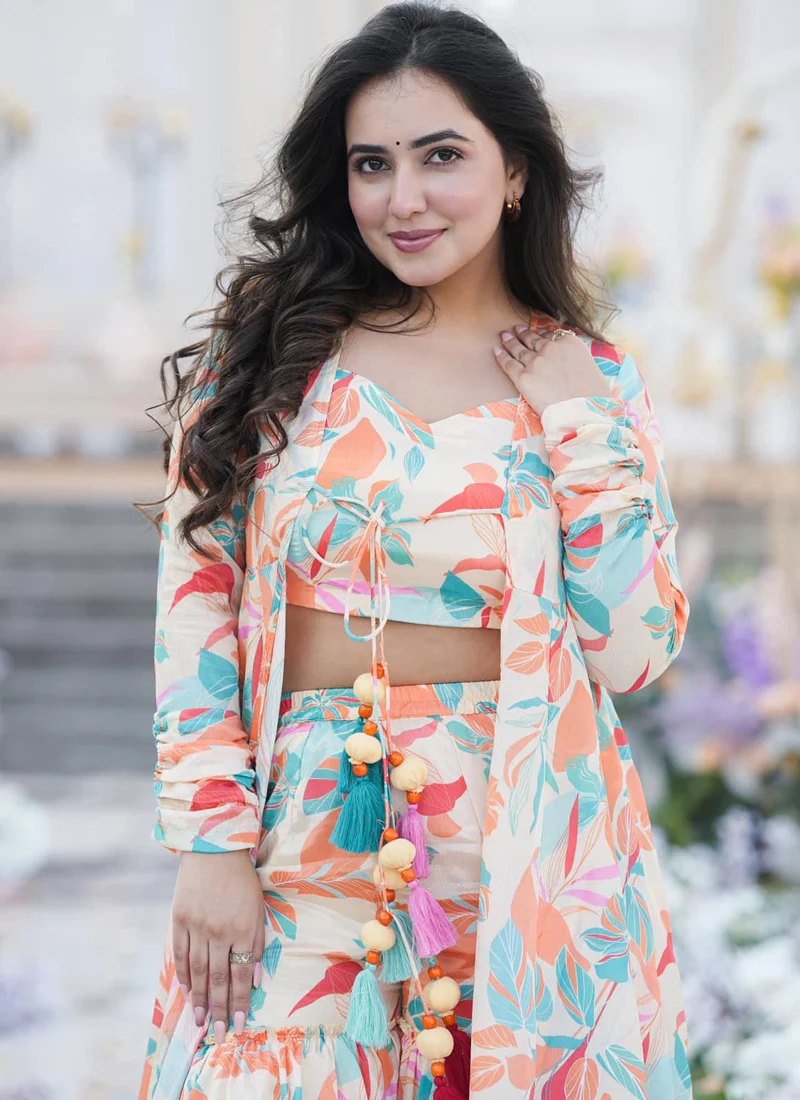Vegaa Fashion Off White Chinon Silk Digital Print Palazzo With Shrug Indo Western Suit - Image 4